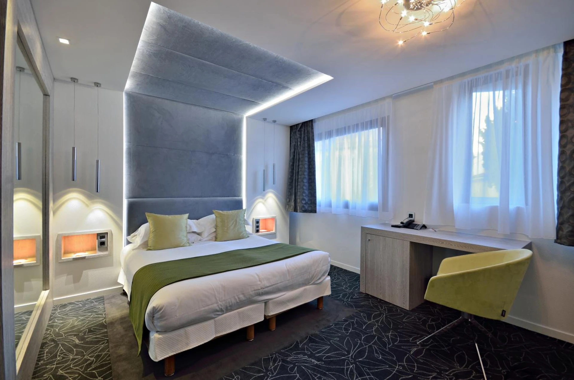 Lieu convivial pour un séminaire d'entreprise à Cézanne Hôtel Spa - Cannes - En savoir plus 