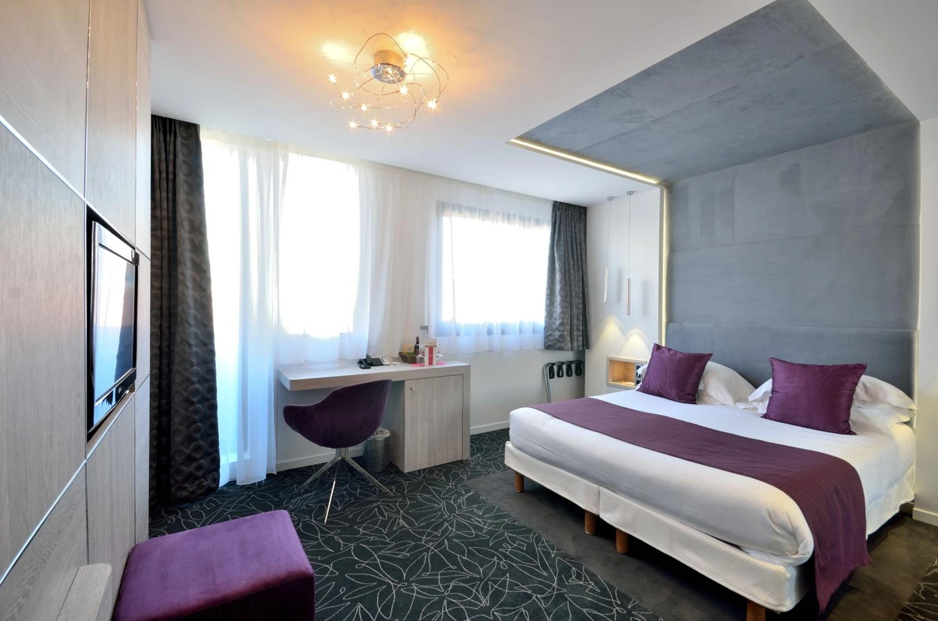 Chambre disponible pour un séminaire d'entreprise à Cézanne Hôtel Spa - Cannes