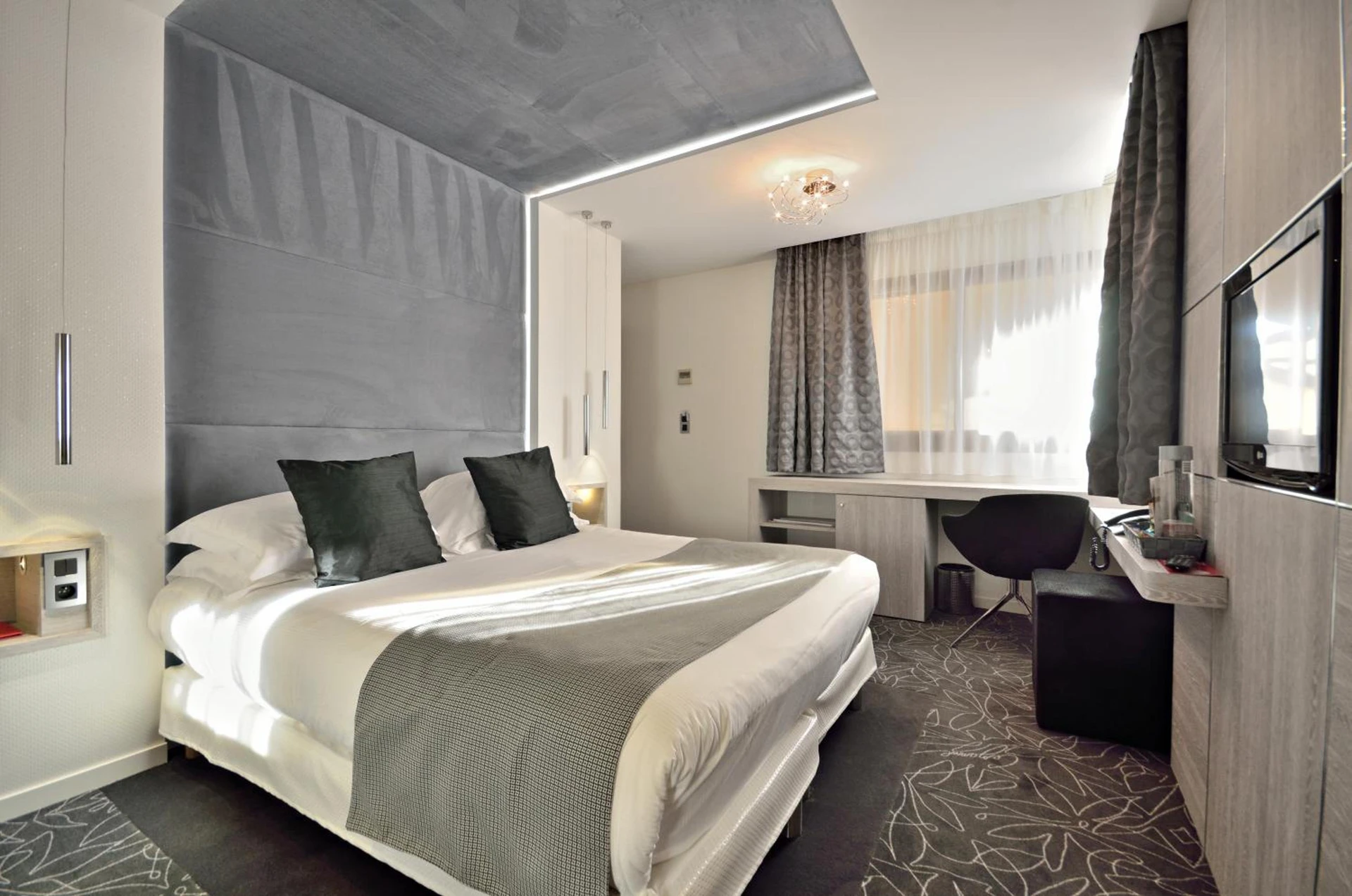 Magnifique chambre pour un séminaire d'entreprise à Cézanne Hôtel Spa - Cannes