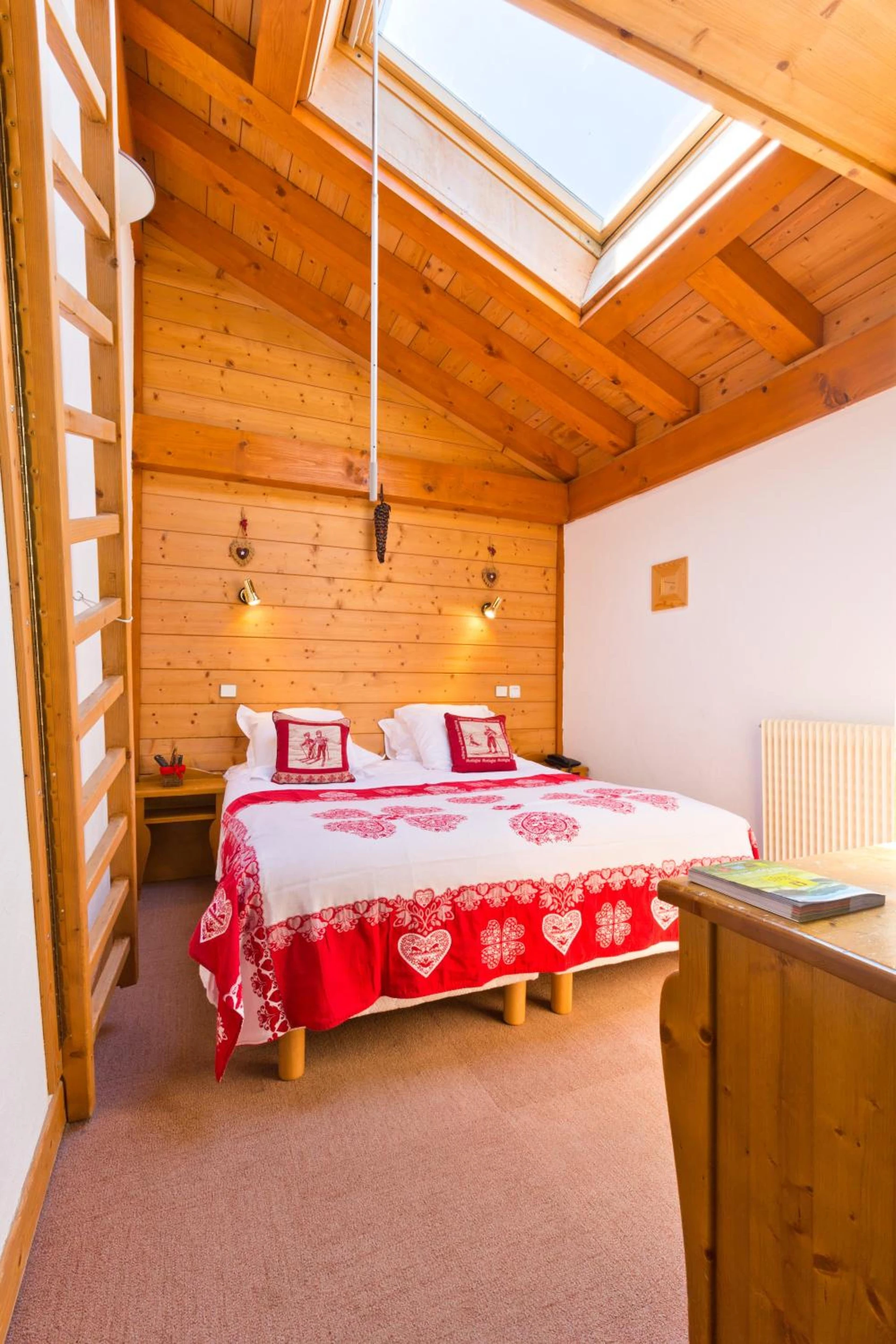 Chambre disponible pour un séminaire d'entreprise à Chalet Hôtel Aiguille Blanche Logis - Les Gets