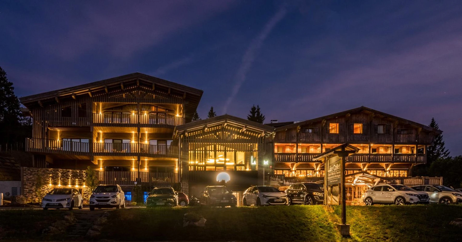 Salle de séminaire à Chalet Hotel Le Collet - Organiser un événement professionnel à Bouillante