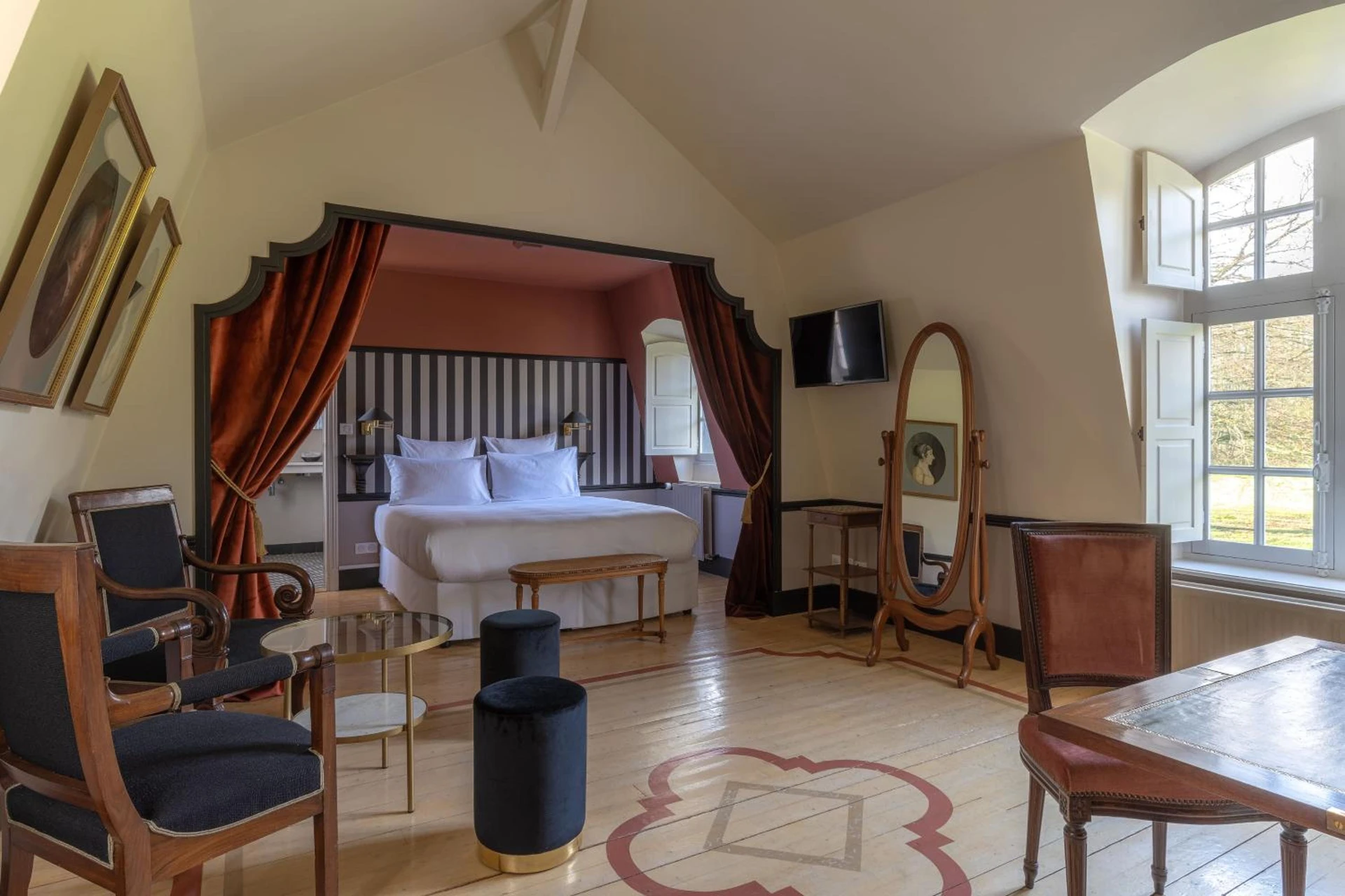 Chambre disponible pour un séminaire d'entreprise à Le Château d'Etoges - Champagne - Tarbes