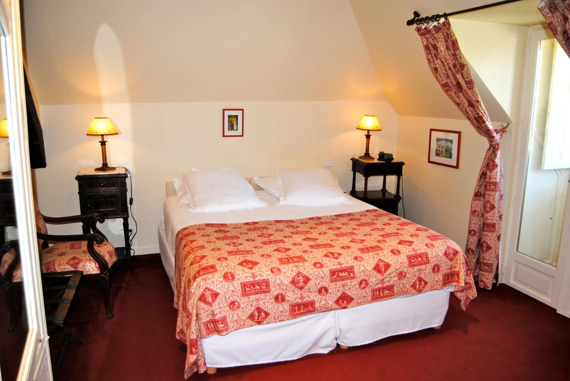 Chambre disponible pour un séminaire d'entreprise à Château d'Urtubie - Urrugne