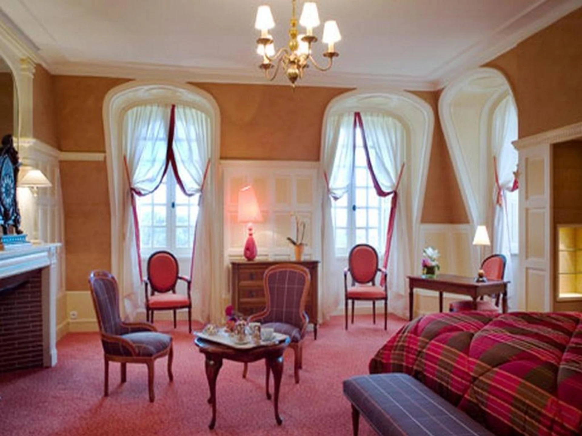 Magnifique chambre pour un séminaire d'entreprise à Château de Beaulieu et Magnolia Spa, The Originals Relais - Joué-lès-Tours
