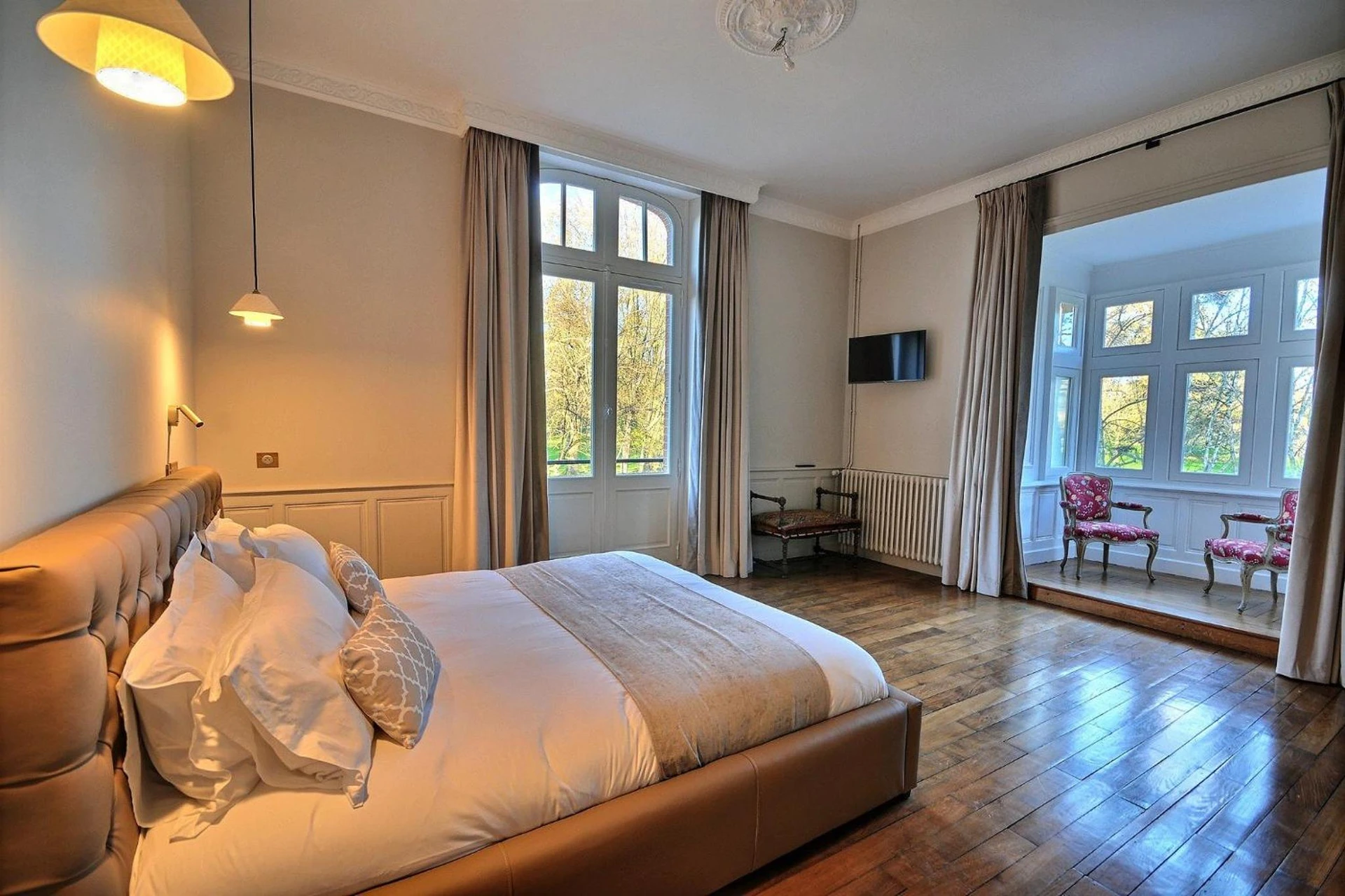 Magnifique chambre pour un séminaire d'entreprise à Château de la Bribourdière - Putot-en-Auge