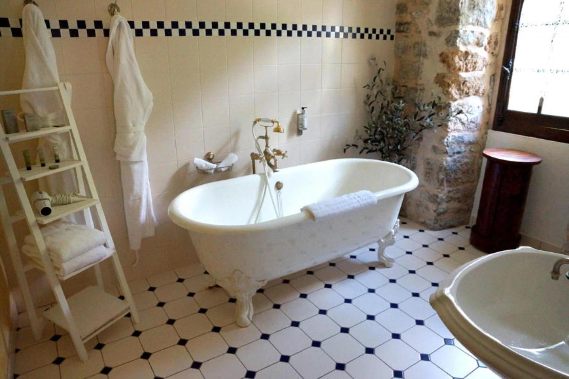 Chambre disponible pour un séminaire d'entreprise à Chateau De La Caze - Sainte-Énimie
