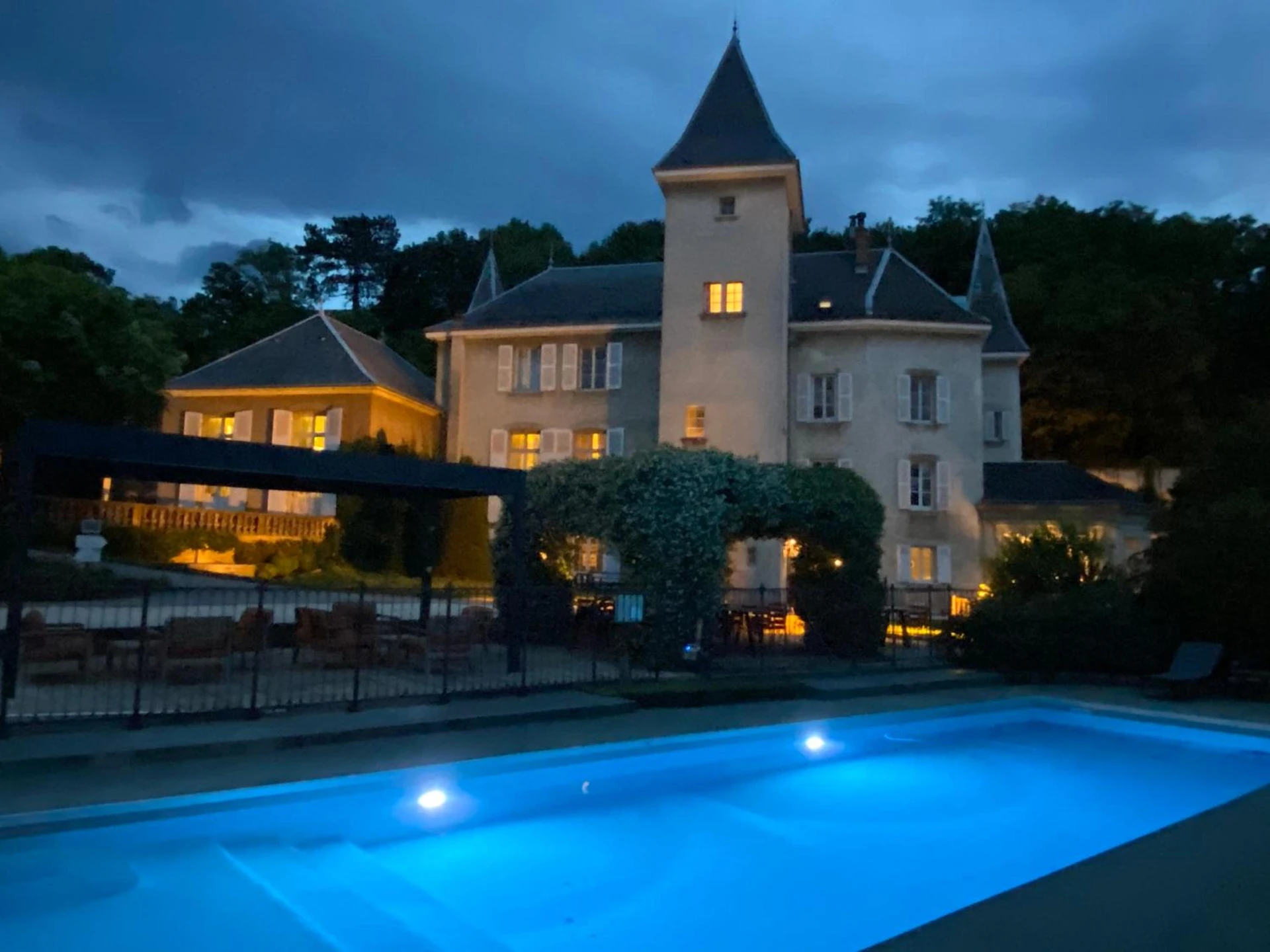 Espaces de team building à Château & Spa De La Commanderie - Organiser un séminaire d'entreprise à Eybens