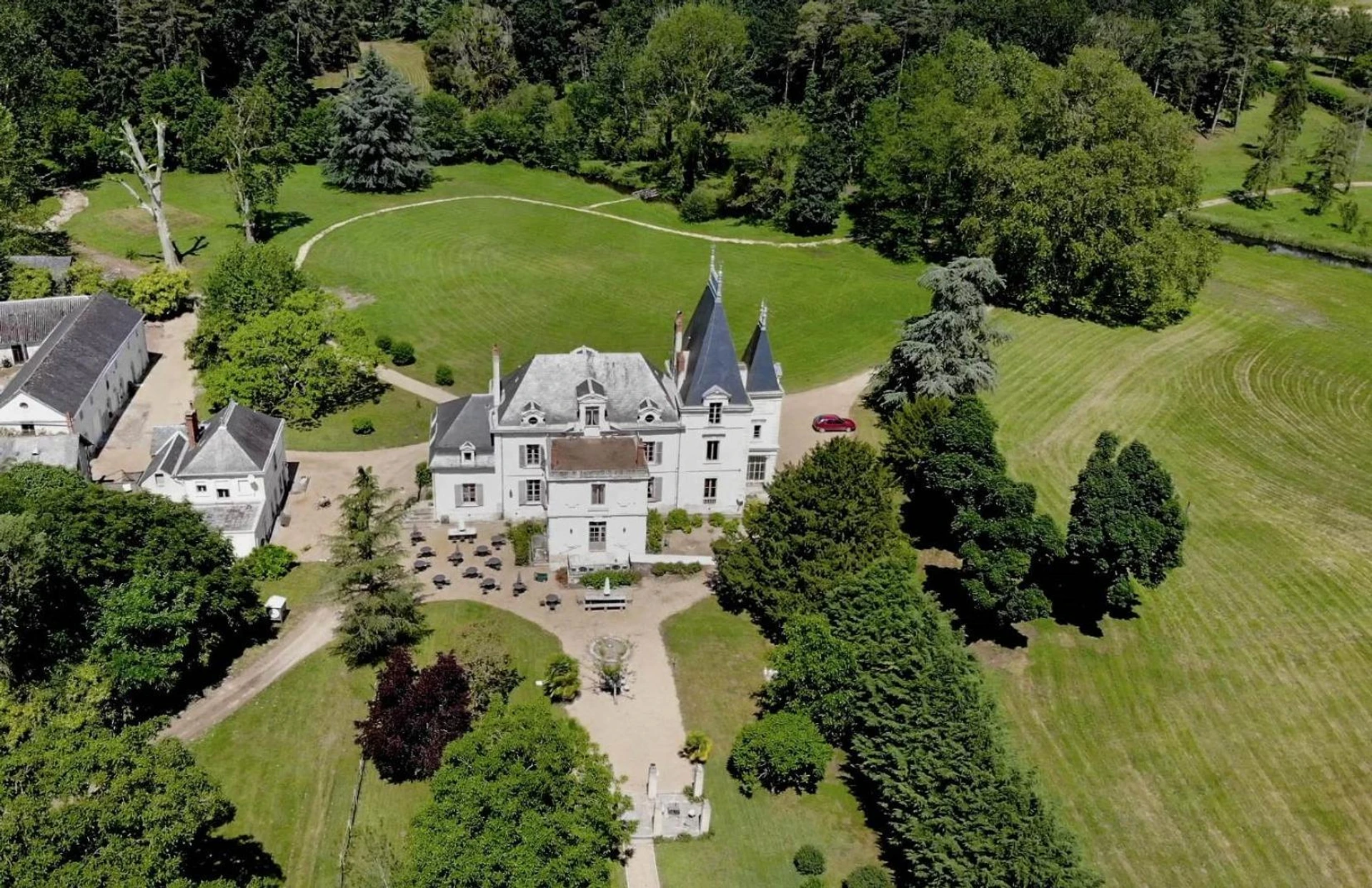 Chambre à Château De La Coutancière - Organiser un séminaire d'entreprise à Champillon