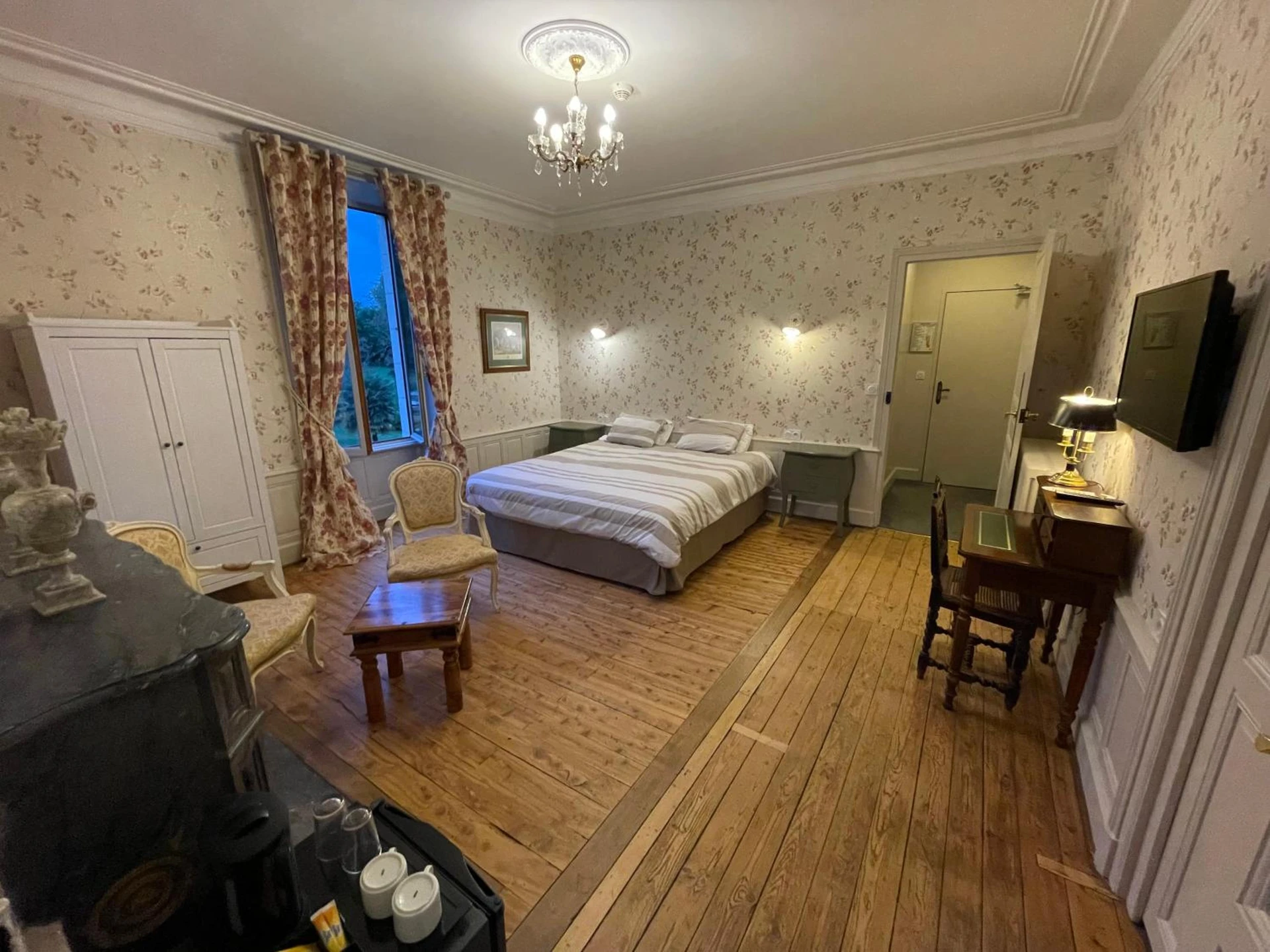 Chambre disponible pour un séminaire d'entreprise à Château De La Coutancière - Champillon