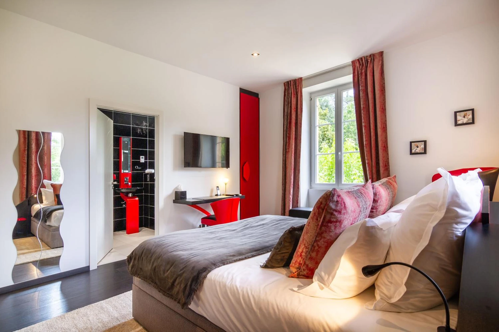 Chambre disponible pour un séminaire d'entreprise à Château de Maraval - Cénac-et-Saint-Julien