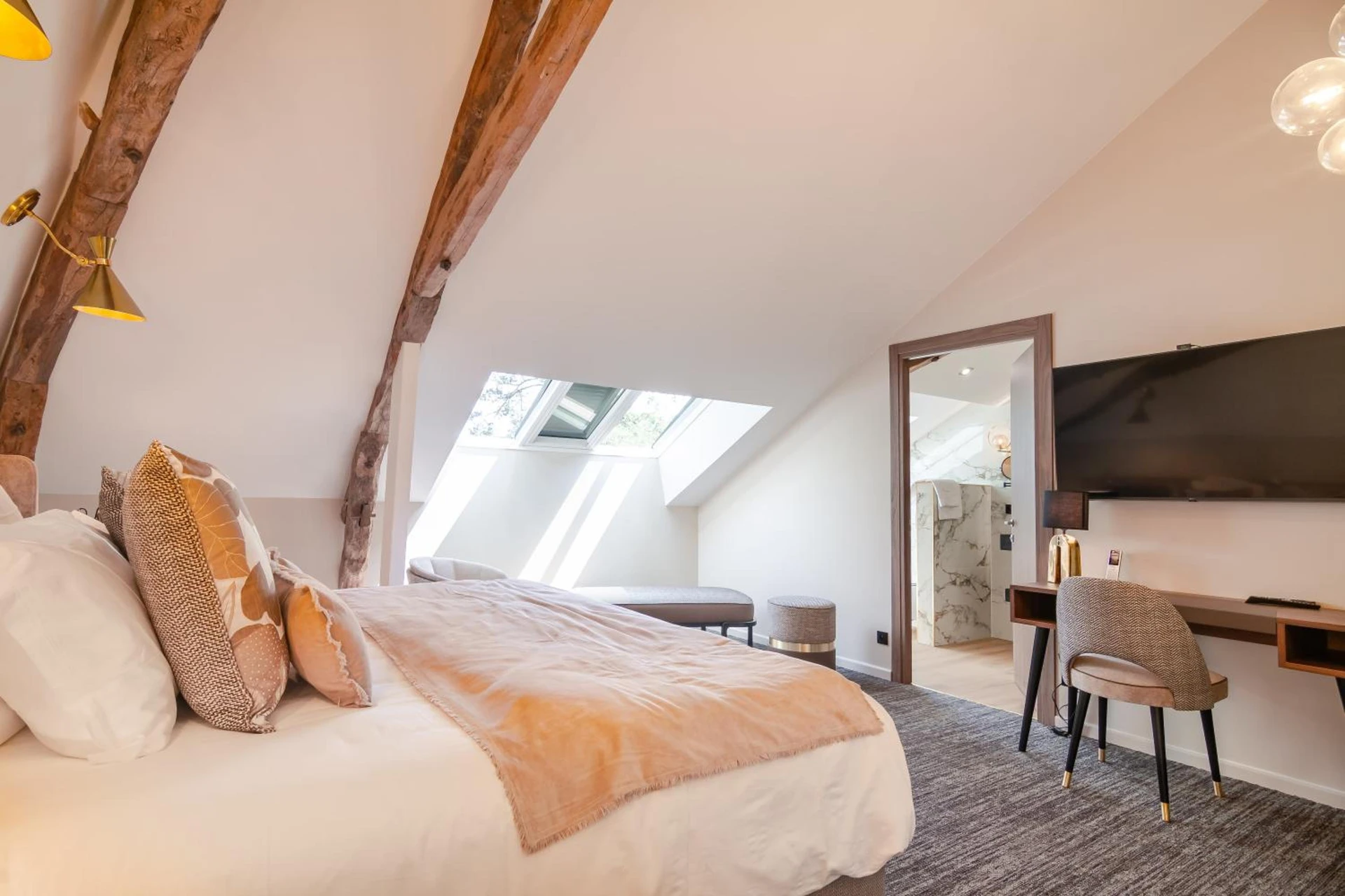 Chambre disponible pour un séminaire d'entreprise à Château de Maraval - Cénac-et-Saint-Julien