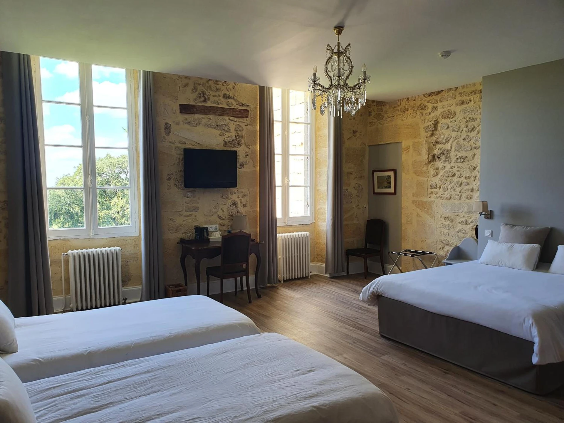 Chambre disponible pour un séminaire d'entreprise à Château Fleur de Roques - Puisseguin Saint Emilion - Forcalquier