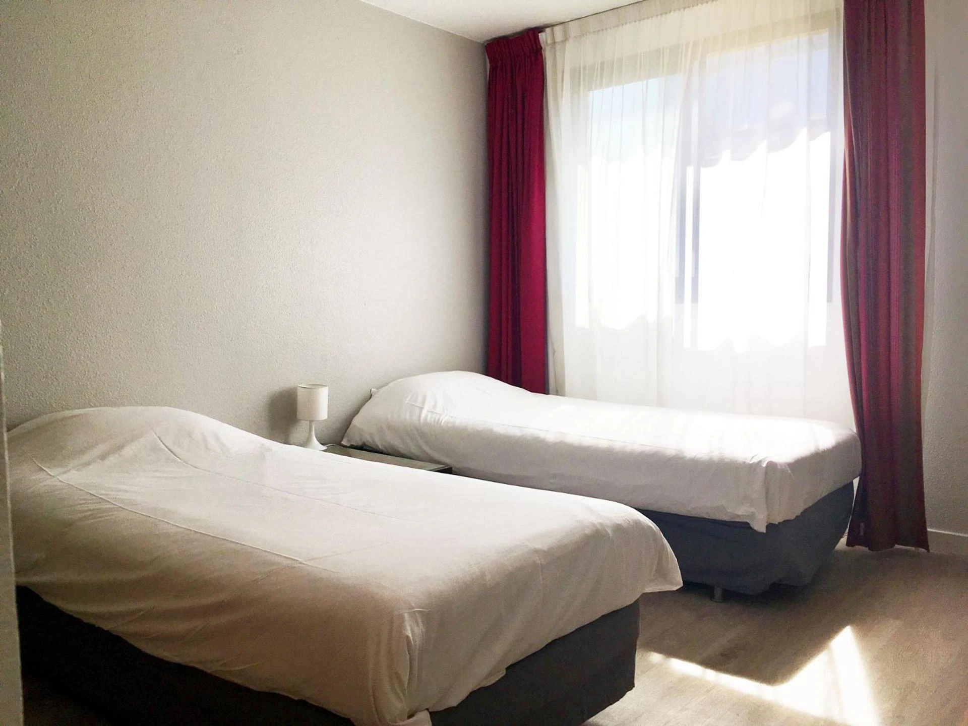 Chambre disponible pour un séminaire d'entreprise à City Résidence Aix-en-Provence - Aix-en-Provence