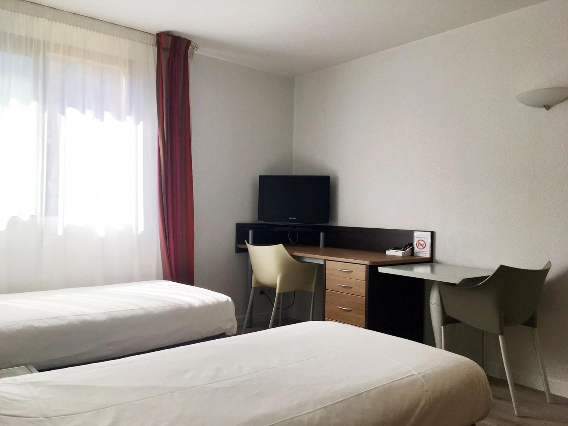 Chambre disponible pour un séminaire d'entreprise à City Résidence Aix-en-Provence - Aix-en-Provence