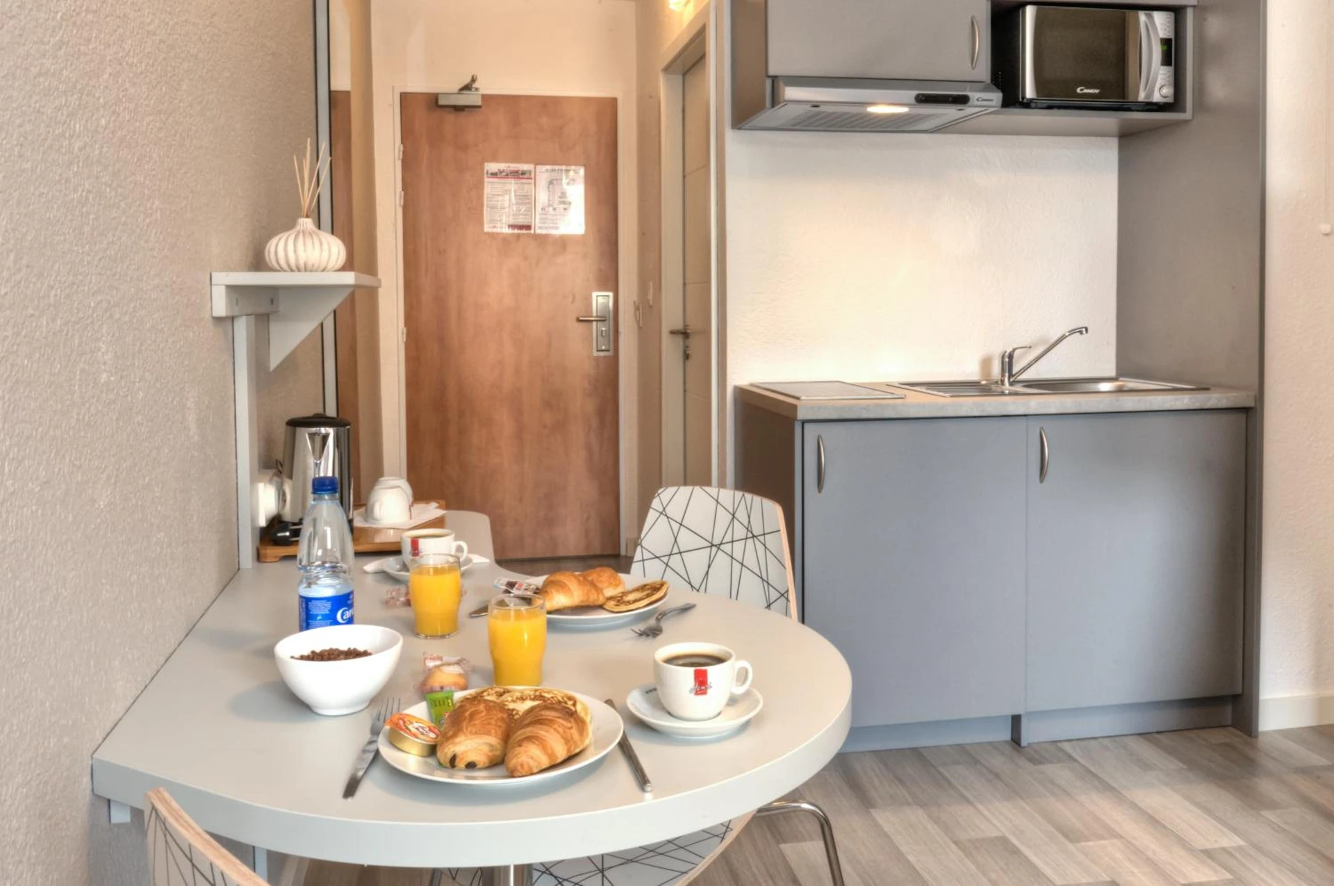 Chambre disponible pour un séminaire d'entreprise à City Résidence Strasbourg Centre - Strasbourg