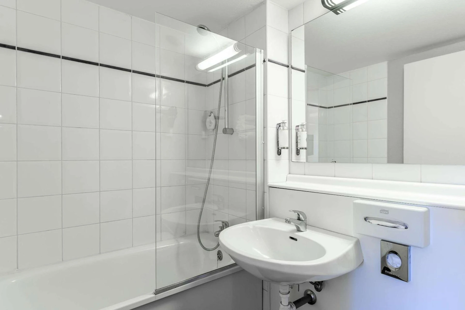 Chambre disponible pour un séminaire d'entreprise à Comfort Hotel Amiens Nord - Amiens