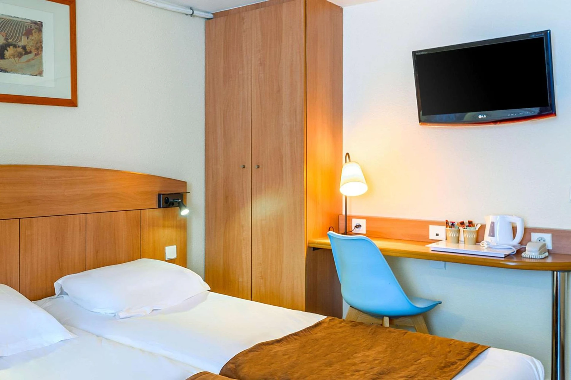 Magnifique chambre pour un séminaire d'entreprise à Comfort Hotel Amiens Nord - Amiens