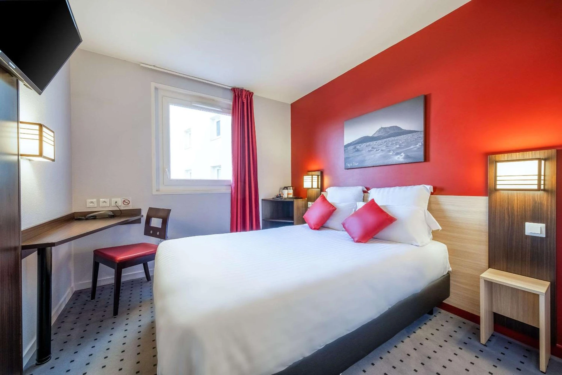Chambre disponible pour un séminaire d'entreprise à Comfort Hotel Clermont Saint Jacques - Clermont-Ferrand