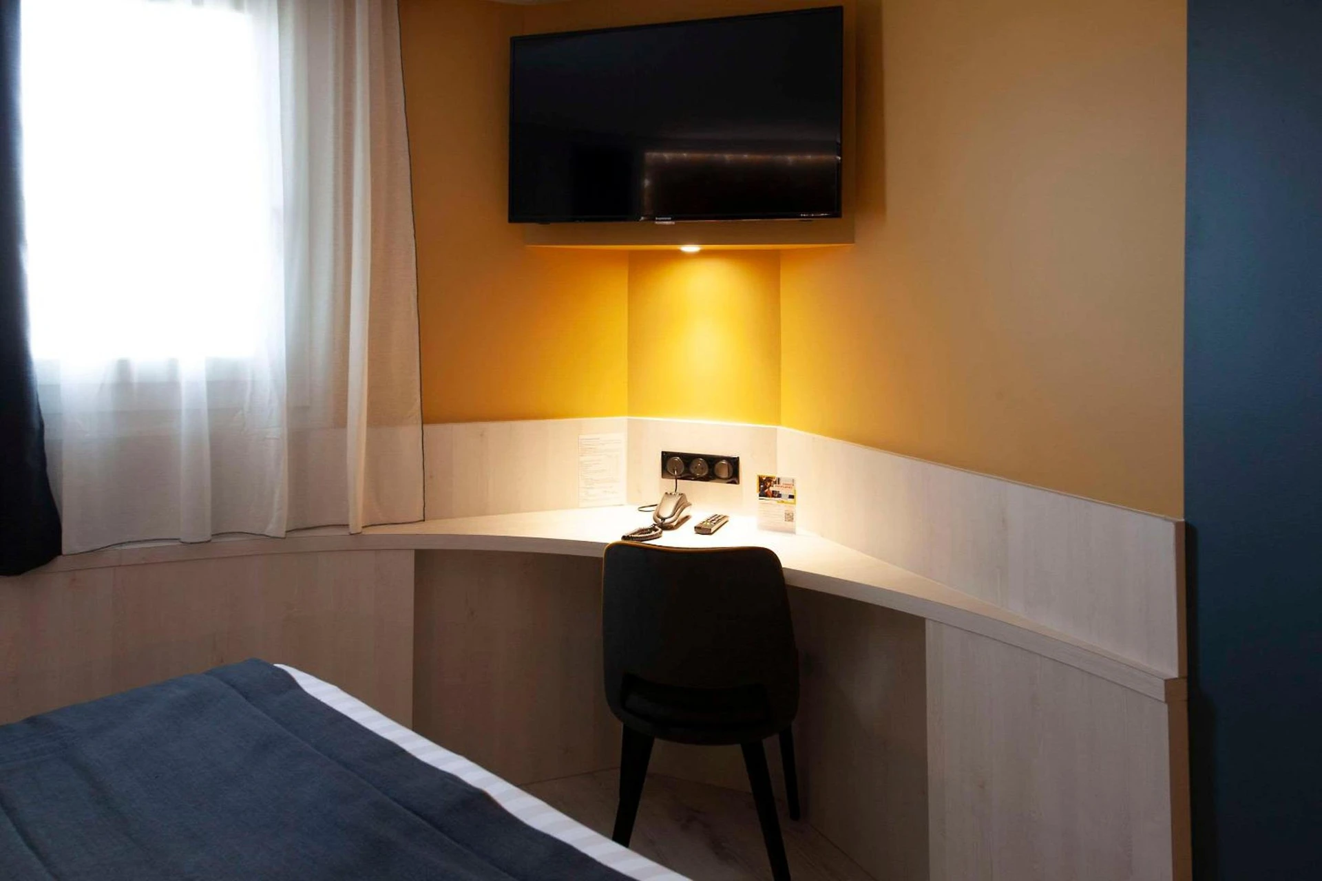 Magnifique chambre pour un séminaire d'entreprise à Comfort Hotel Clermont Saint Jacques - Clermont-Ferrand