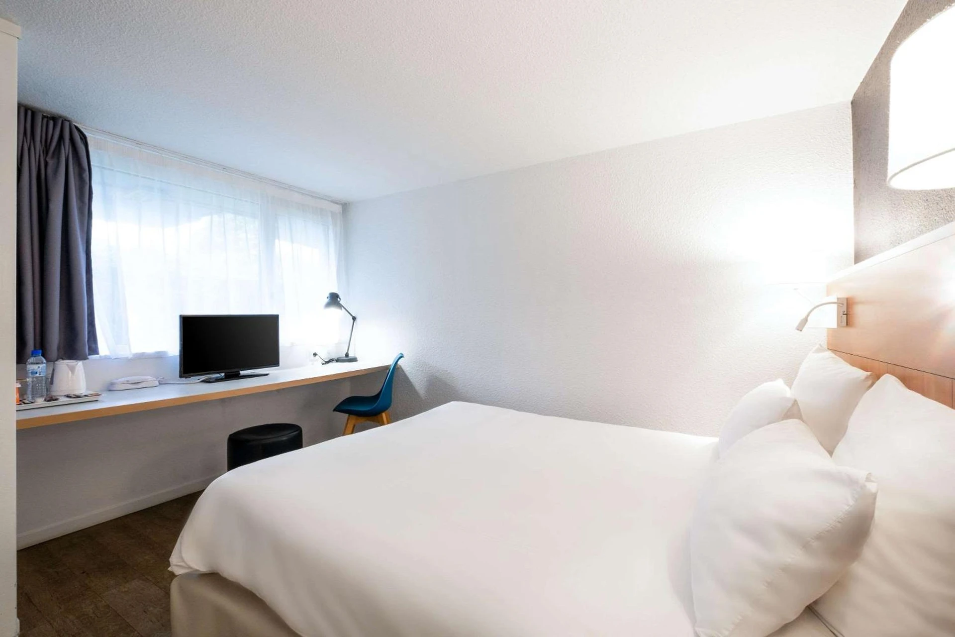 Chambre disponible pour un séminaire d'entreprise à Comfort Hotel ORLY-RUNGIS - Rungis