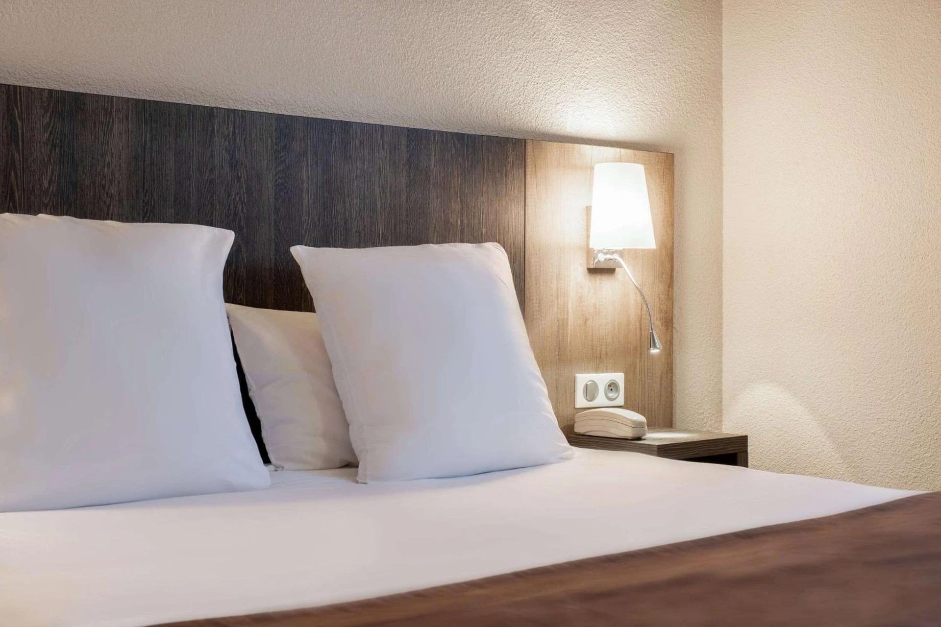Chambre disponible pour un séminaire d'entreprise à Comfort Hotel Toulouse Sud - Ramonville-Saint-Agne