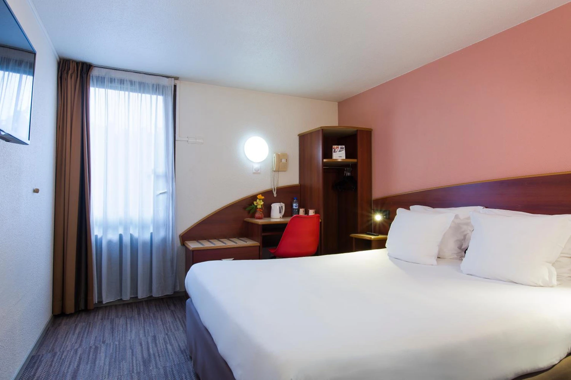Lieu convivial pour un séminaire d'entreprise à Comfort Hotel Etampes - Étampes - En savoir plus 
