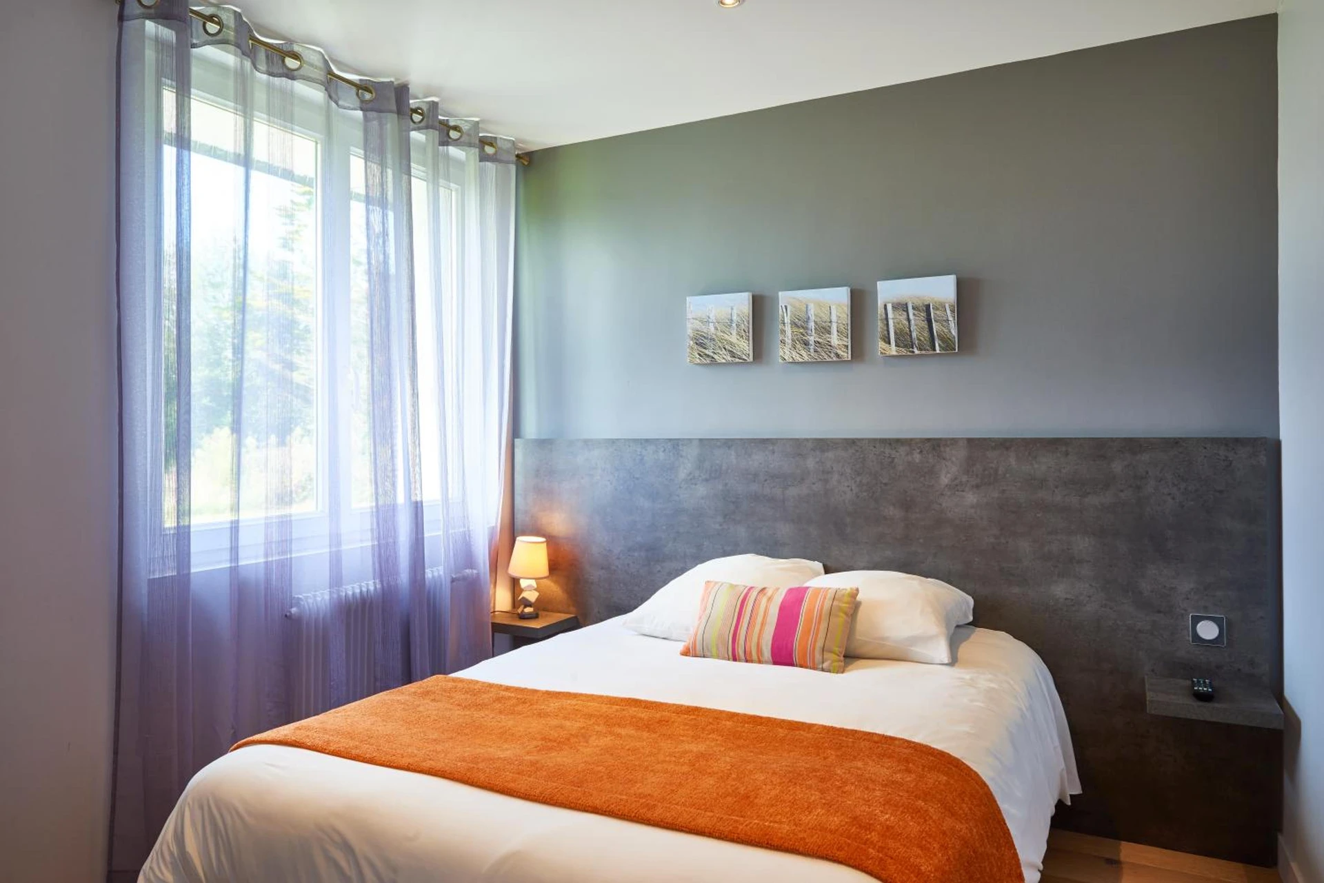 Chambre disponible pour un séminaire d'entreprise à Cozy Hôtel Logis Morlaix - Plouigneau