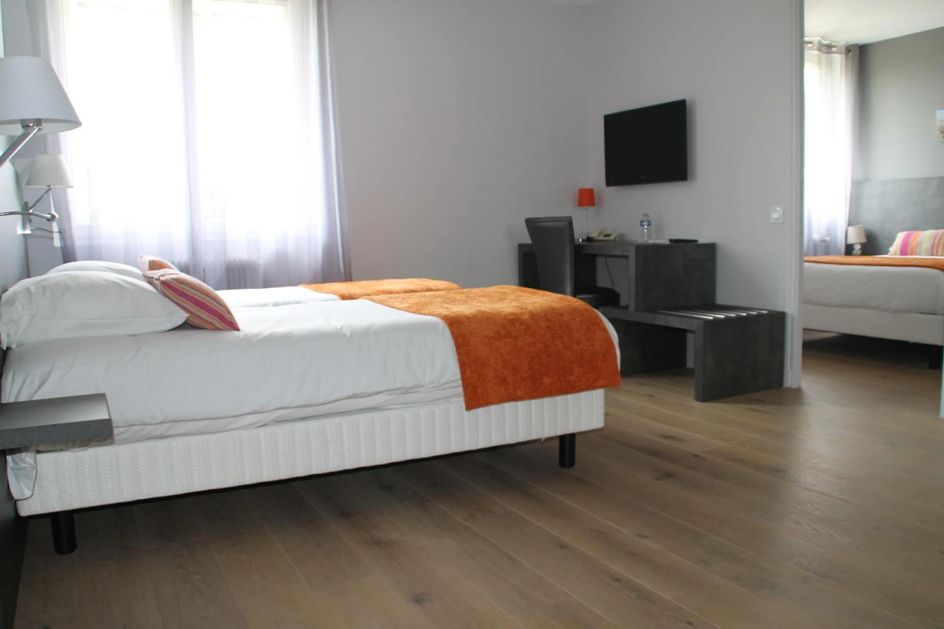 Magnifique chambre pour un séminaire d'entreprise à Cozy Hôtel Logis Morlaix - Plouigneau