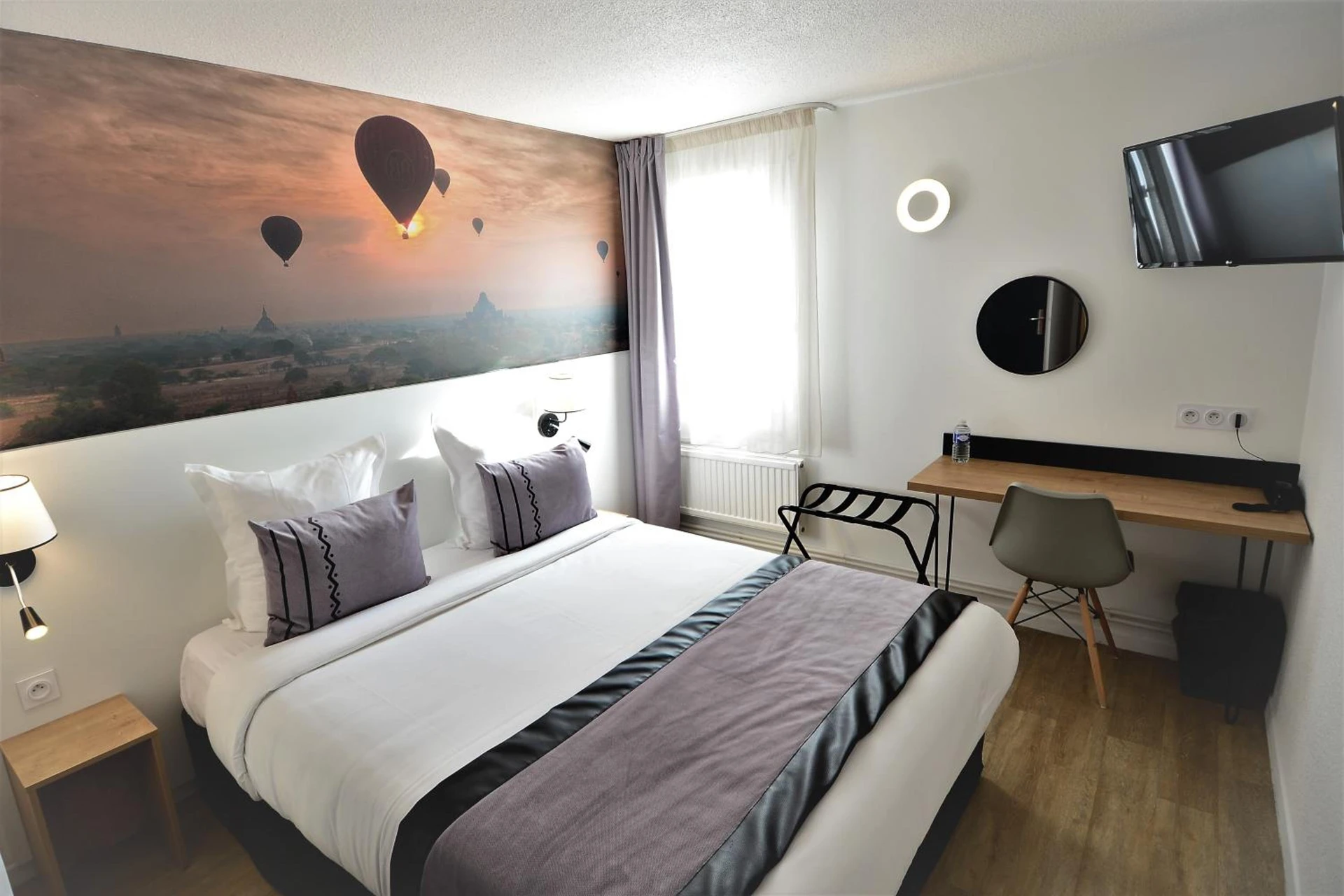 Magnifique chambre pour un séminaire d'entreprise à Logis Cris Hôtel, Lyon Est - Corbas