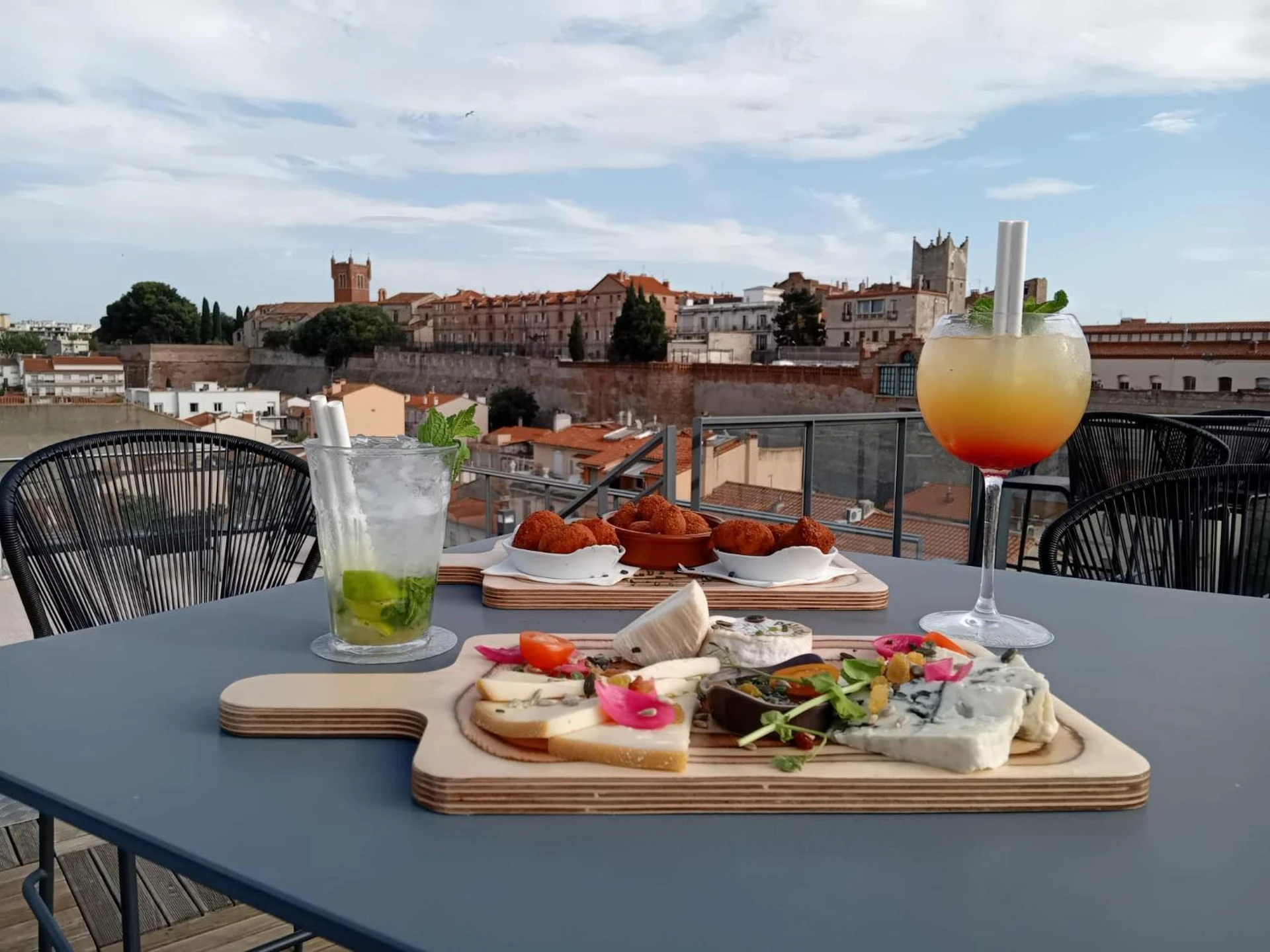 Organiser un séminaire d'entreprise : Dali Hôtel Perpignan - Restaurant à perpignan