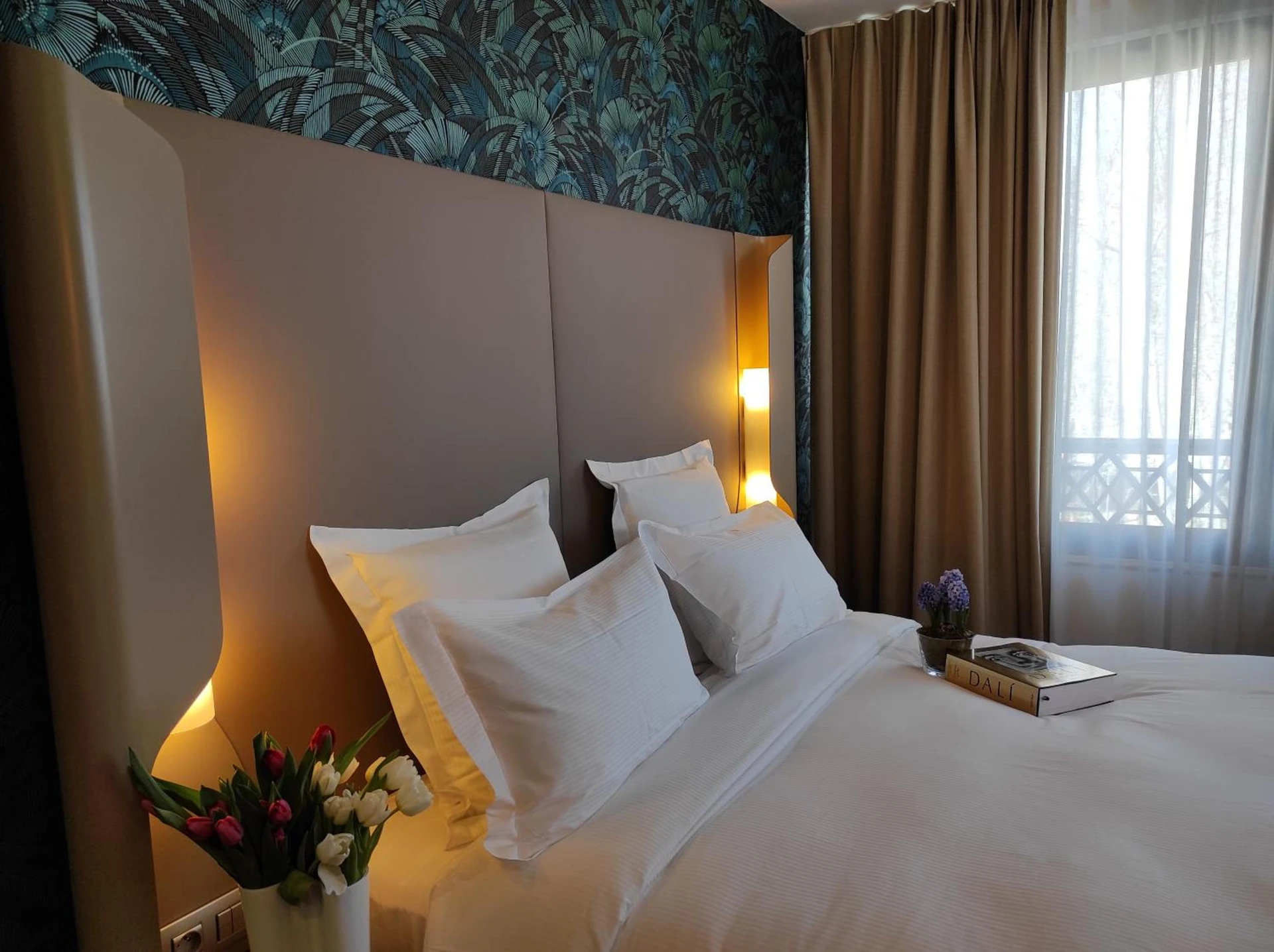 Chambre disponible pour un séminaire d'entreprise à Dali Hôtel Perpignan - Restaurant - Perpignan
