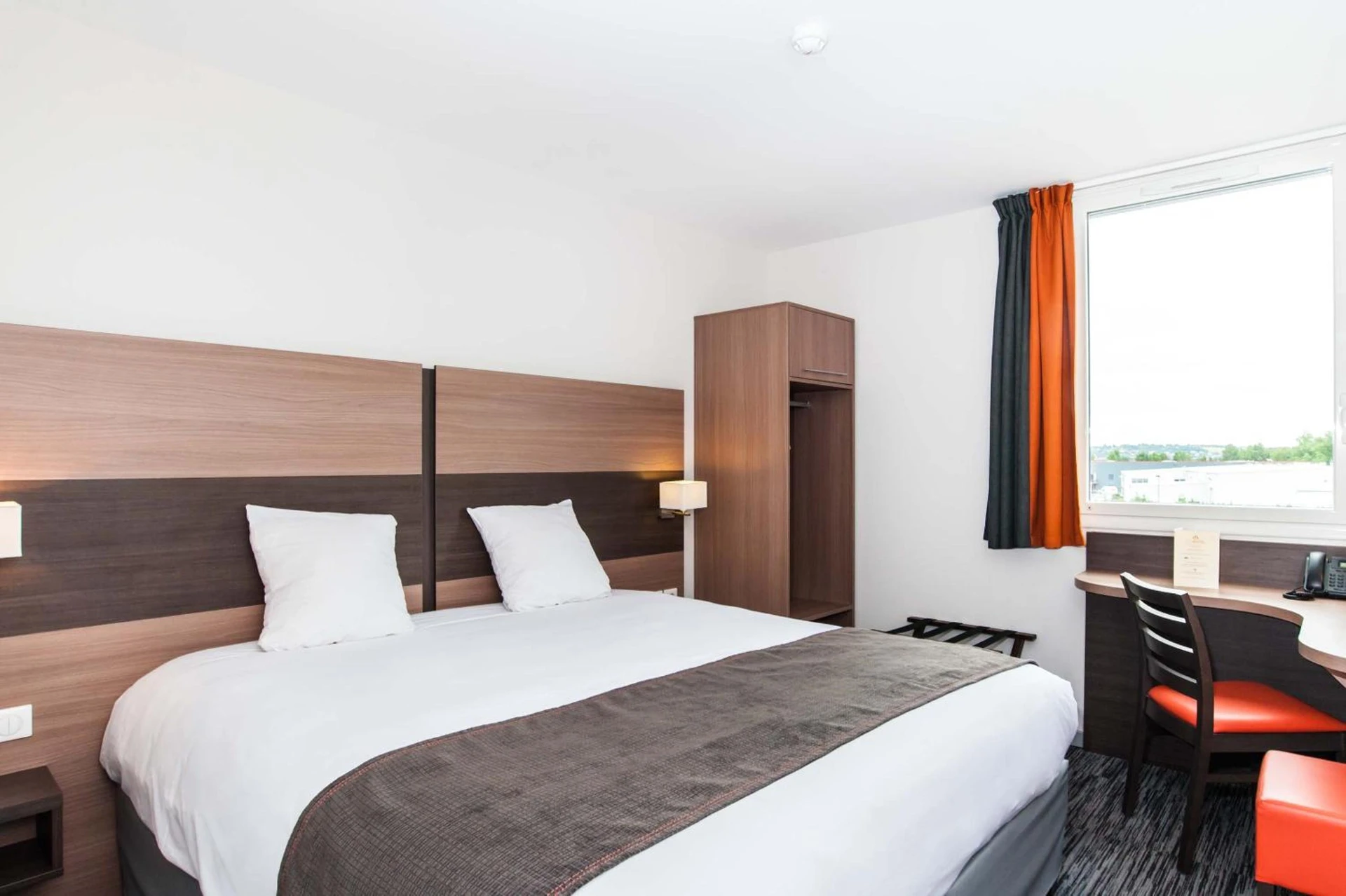 Magnifique chambre pour un séminaire d'entreprise à Dios Hotel - Bruguières