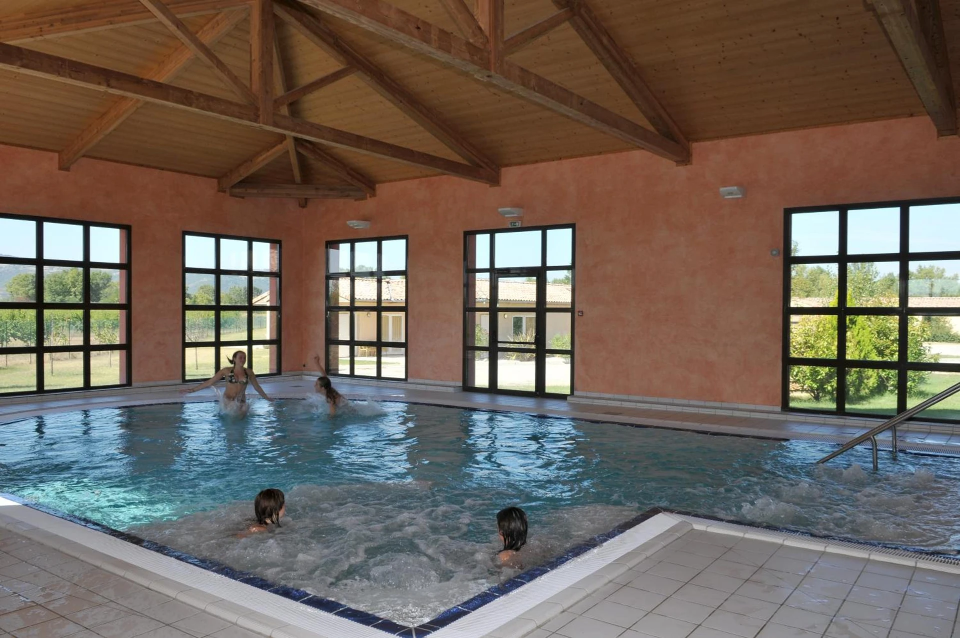 Organiser un séminaire d'entreprise : Domaine d'Agrippa Valence à chateauneuf-sur-isere