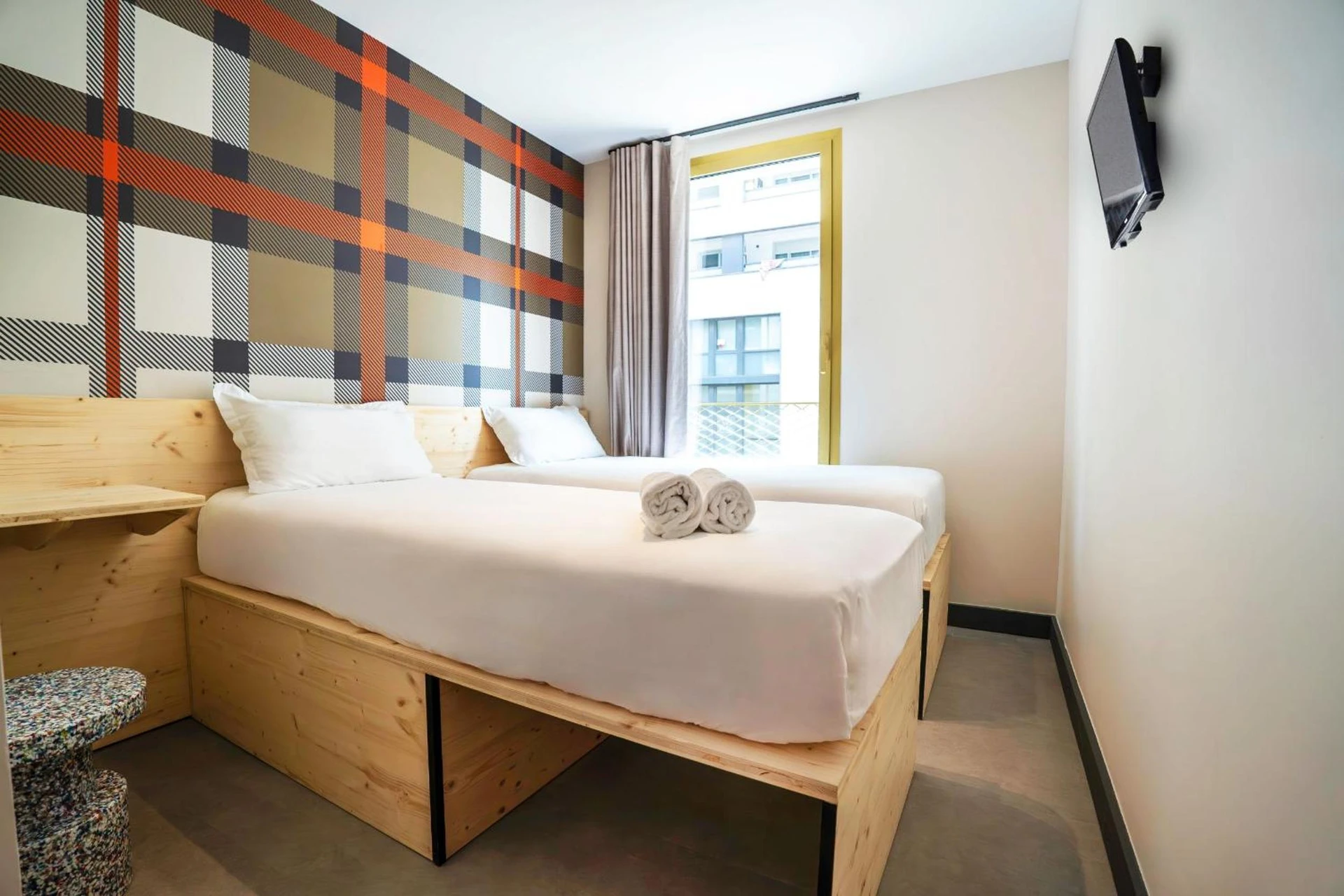 Chambre disponible pour un séminaire d'entreprise à easyHotel Marseille Euromed - Marseille