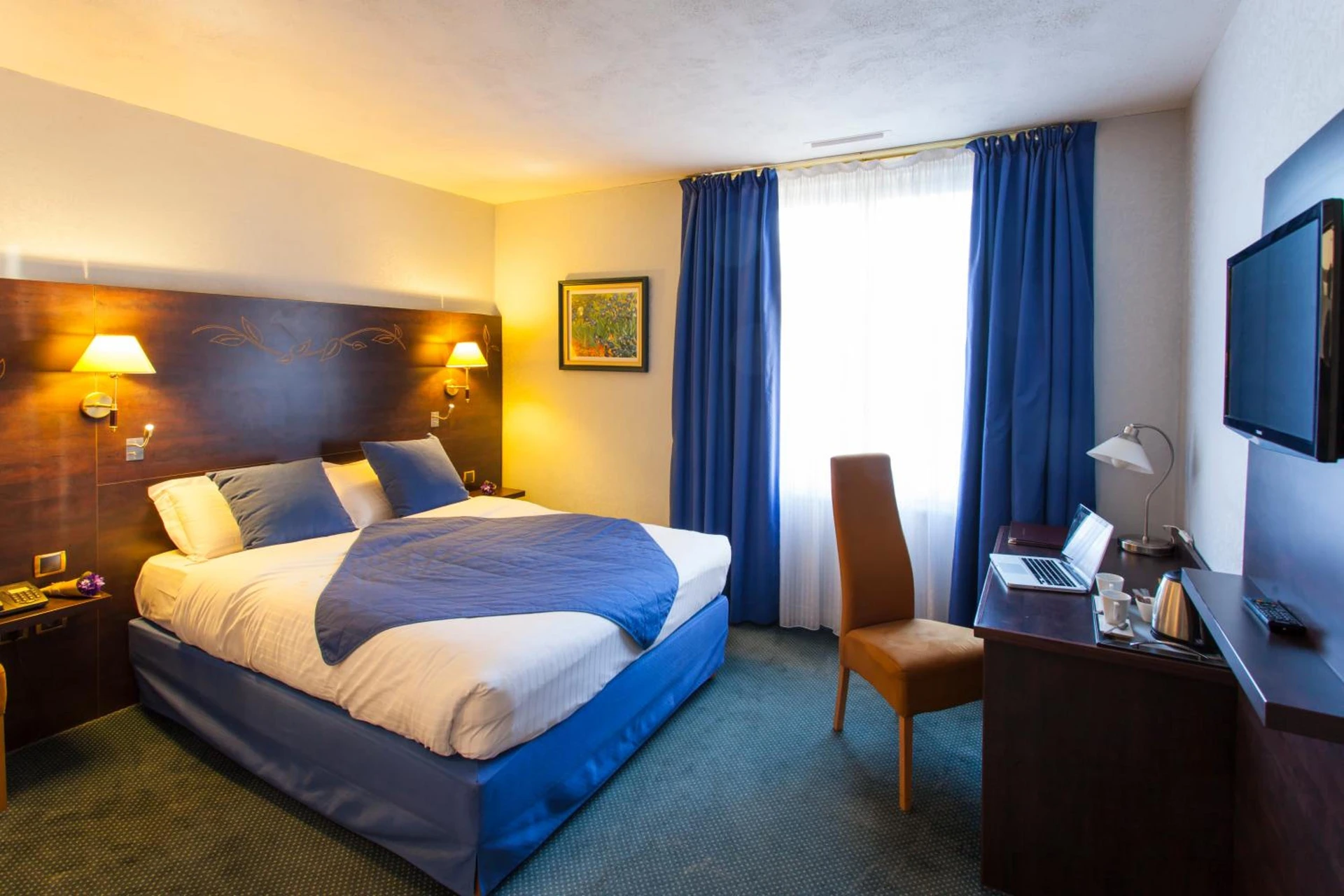 Chambre disponible pour un séminaire d'entreprise à Élysée Hôtel - Châteauroux