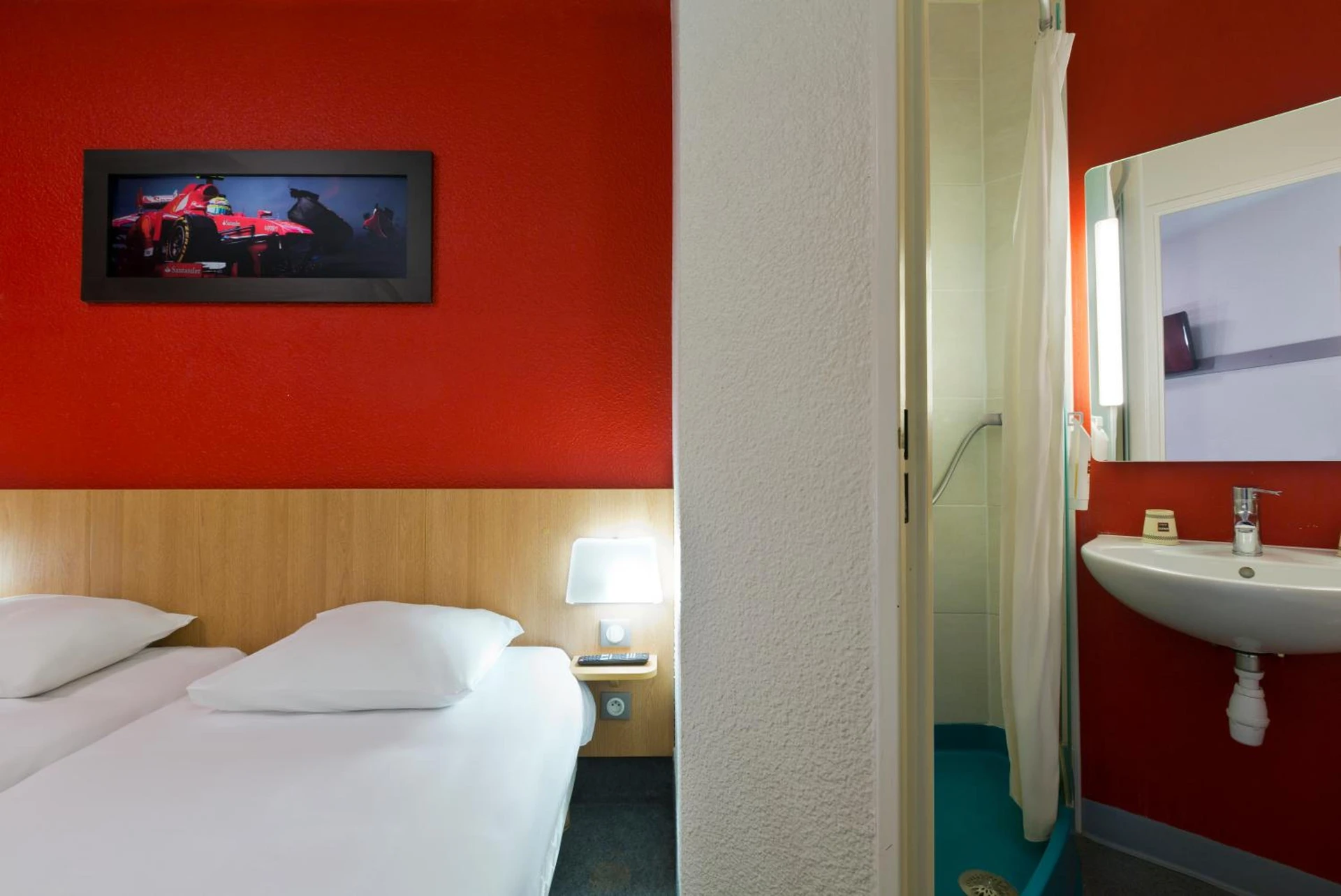 Chambre disponible pour un séminaire d'entreprise à Enzo Hotels Nancy Frouard by Kyriad Direct - Frouard