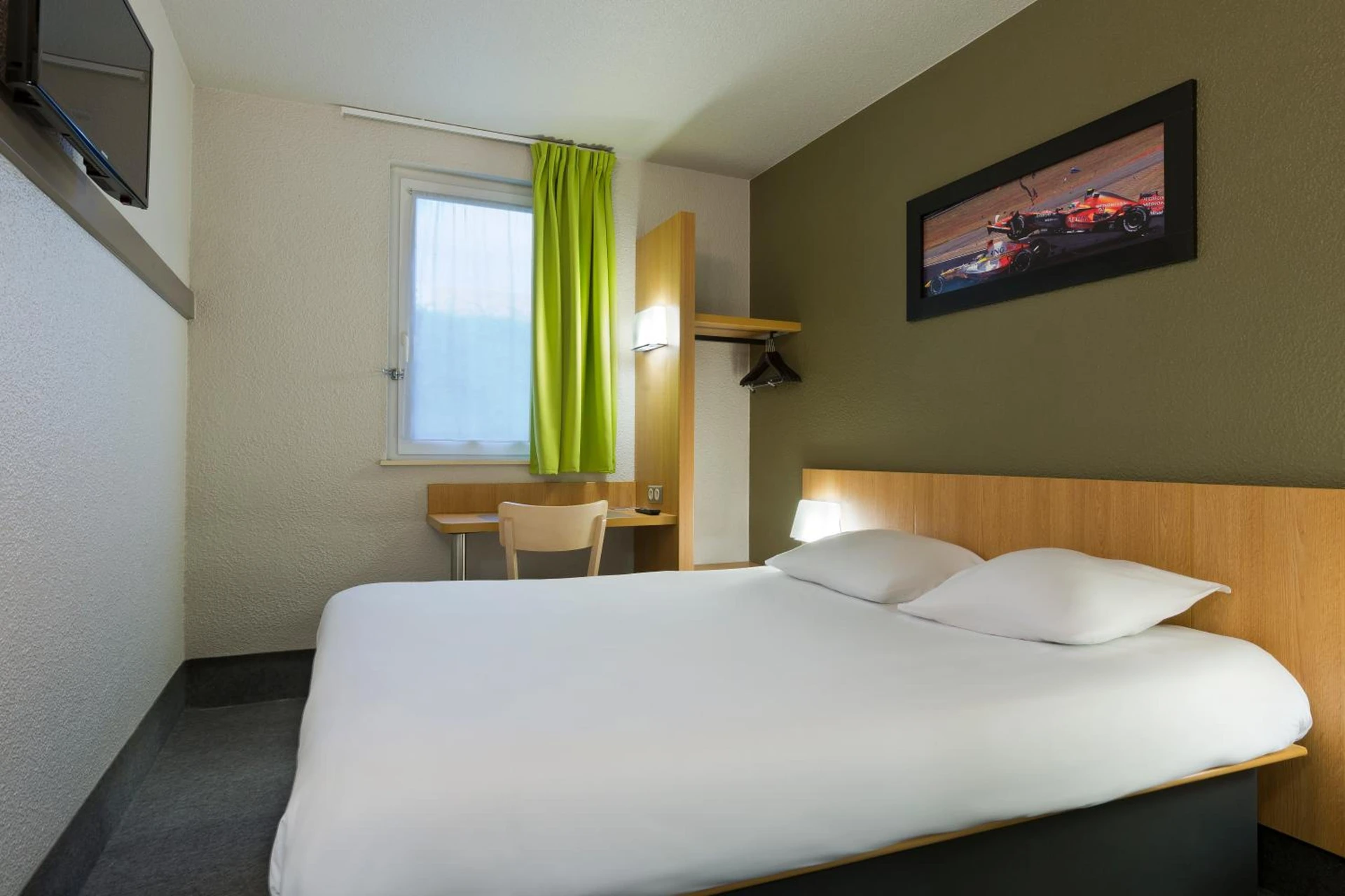 Magnifique chambre pour un séminaire d'entreprise à Enzo Hotels Nancy Frouard by Kyriad Direct - Frouard