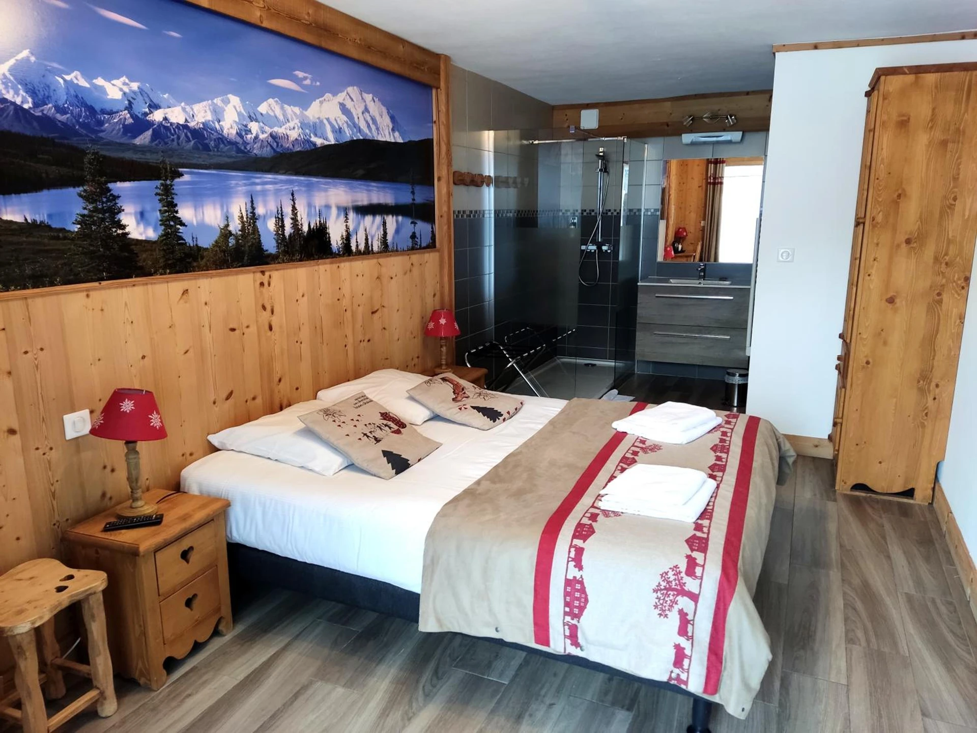 Chambre disponible pour un séminaire d'entreprise à Epicéa Lodge Hôtel et Camping - Pralognan-la-Vanoise