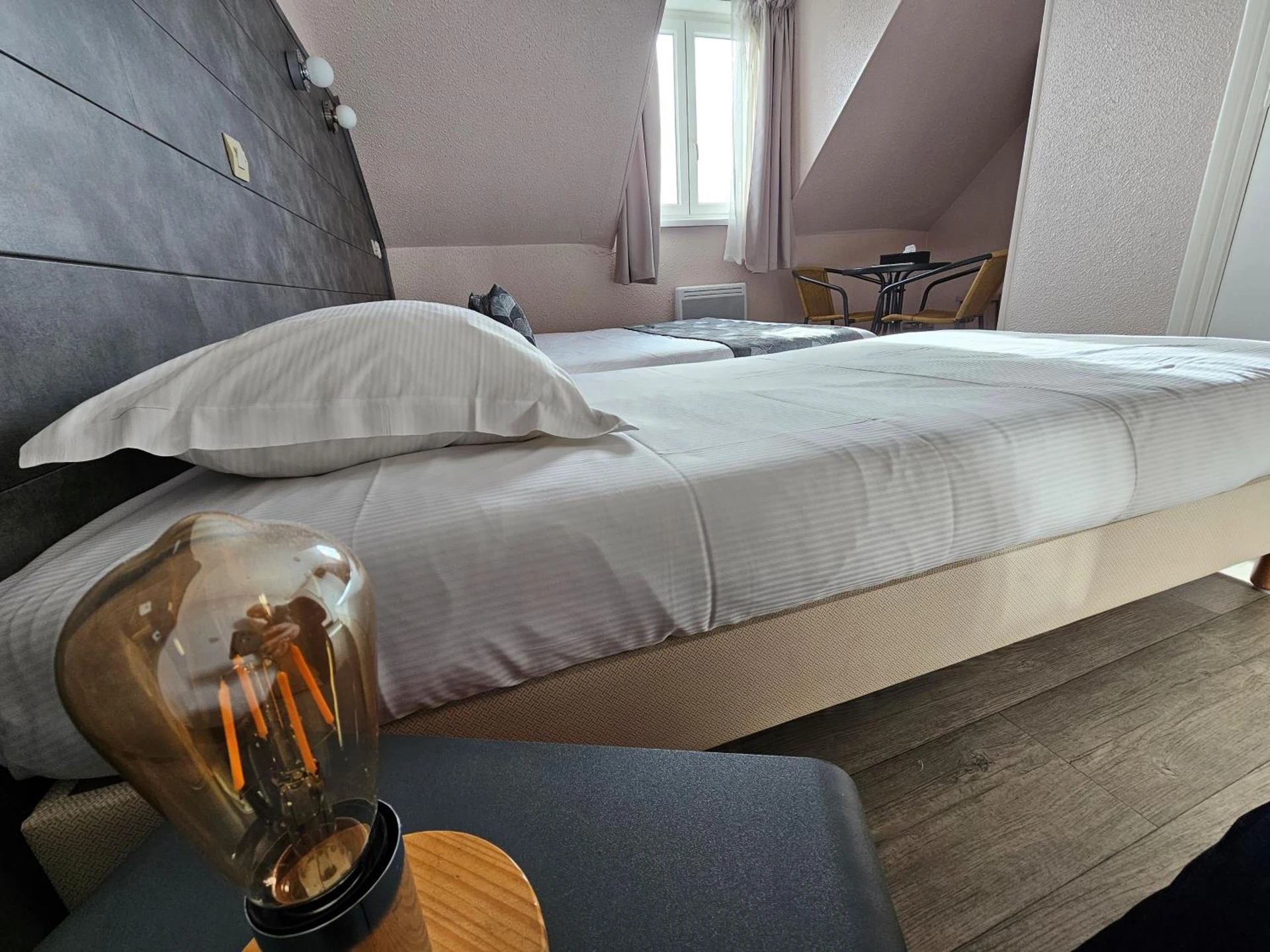 Chambre disponible pour un séminaire d'entreprise à Escal Hôtel - Étaples