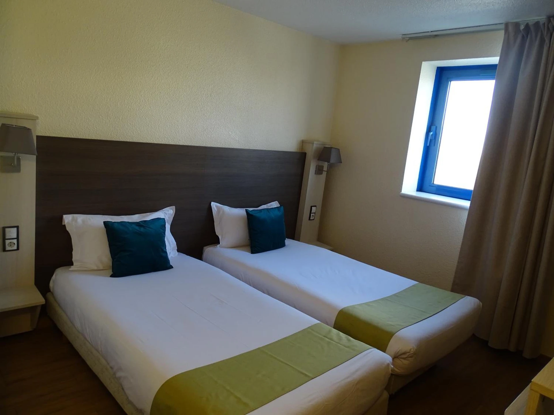 Chambre disponible pour un séminaire d'entreprise à Euro Hôtel Airport Orly Rungis - Fresnes