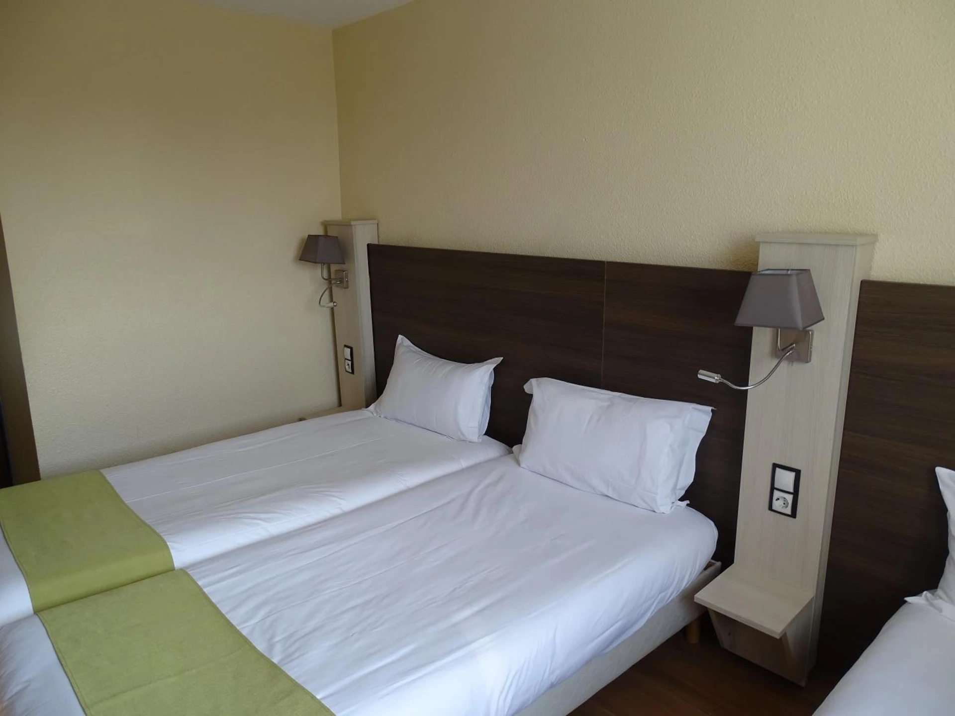 Chambre disponible pour un séminaire d'entreprise à Euro Hôtel Airport Orly Rungis - Fresnes