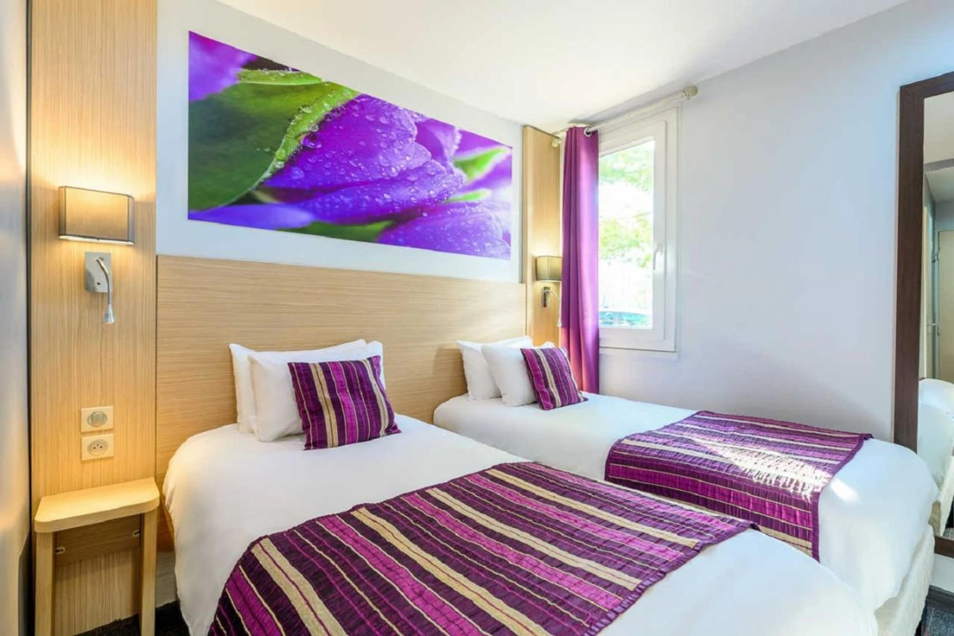 Chambre disponible pour un séminaire d'entreprise à FH Confort Hotel Orléans Co'met - Orléans
