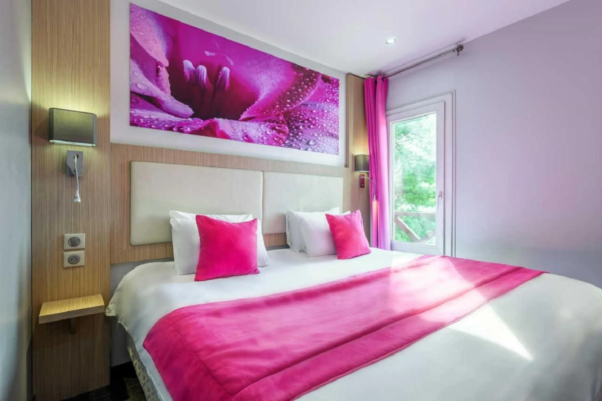 Chambre disponible pour un séminaire d'entreprise à FH Confort Hotel Orléans Co'met - Orléans