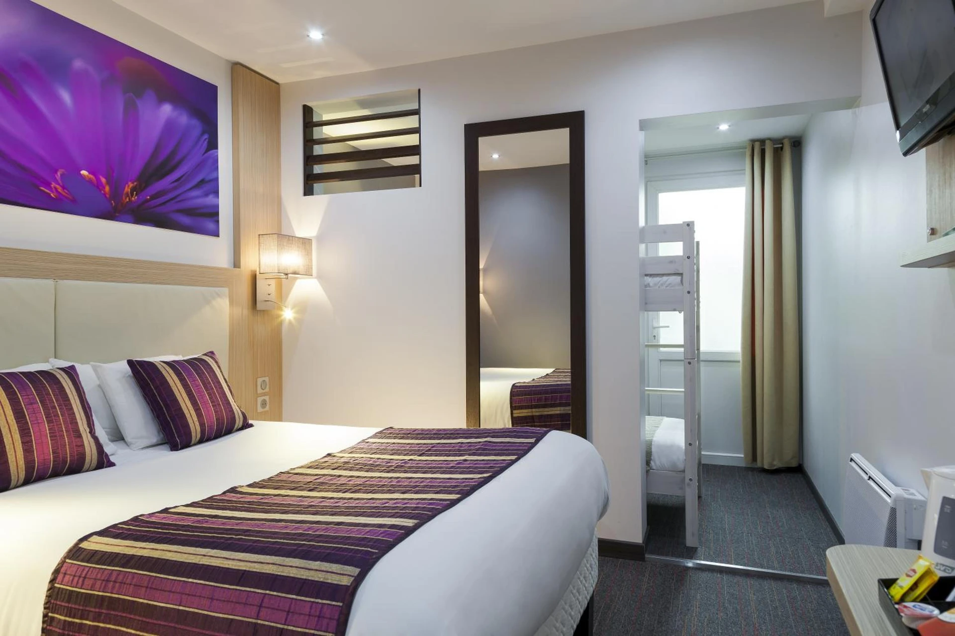 Chambre disponible pour un séminaire d'entreprise à FH Confort Hotel Orléans Co'met - Orléans
