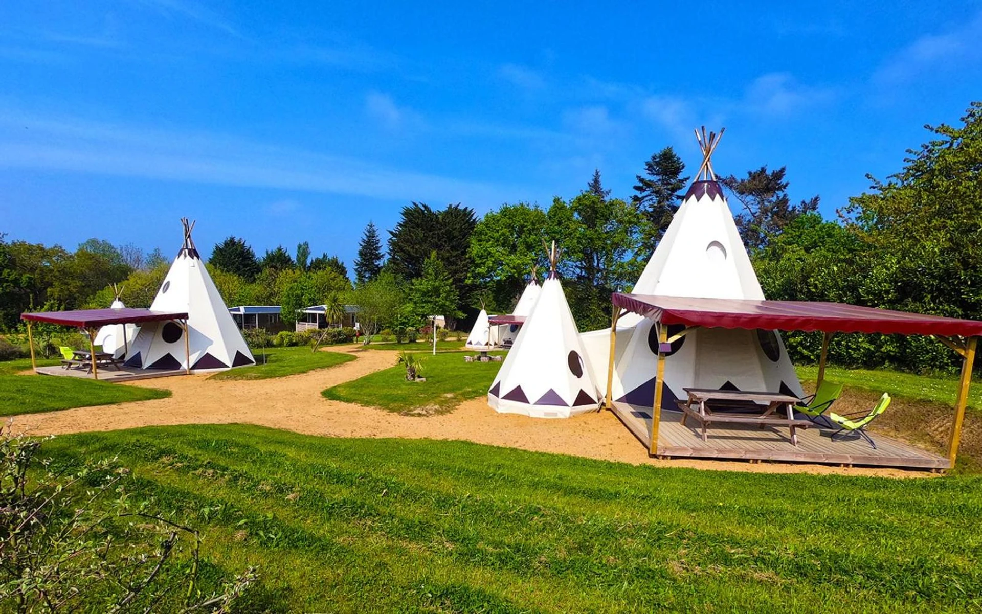 Chambre disponible pour un séminaire d'entreprise à Glamping Terre & Mer - Étables-sur-Mer
