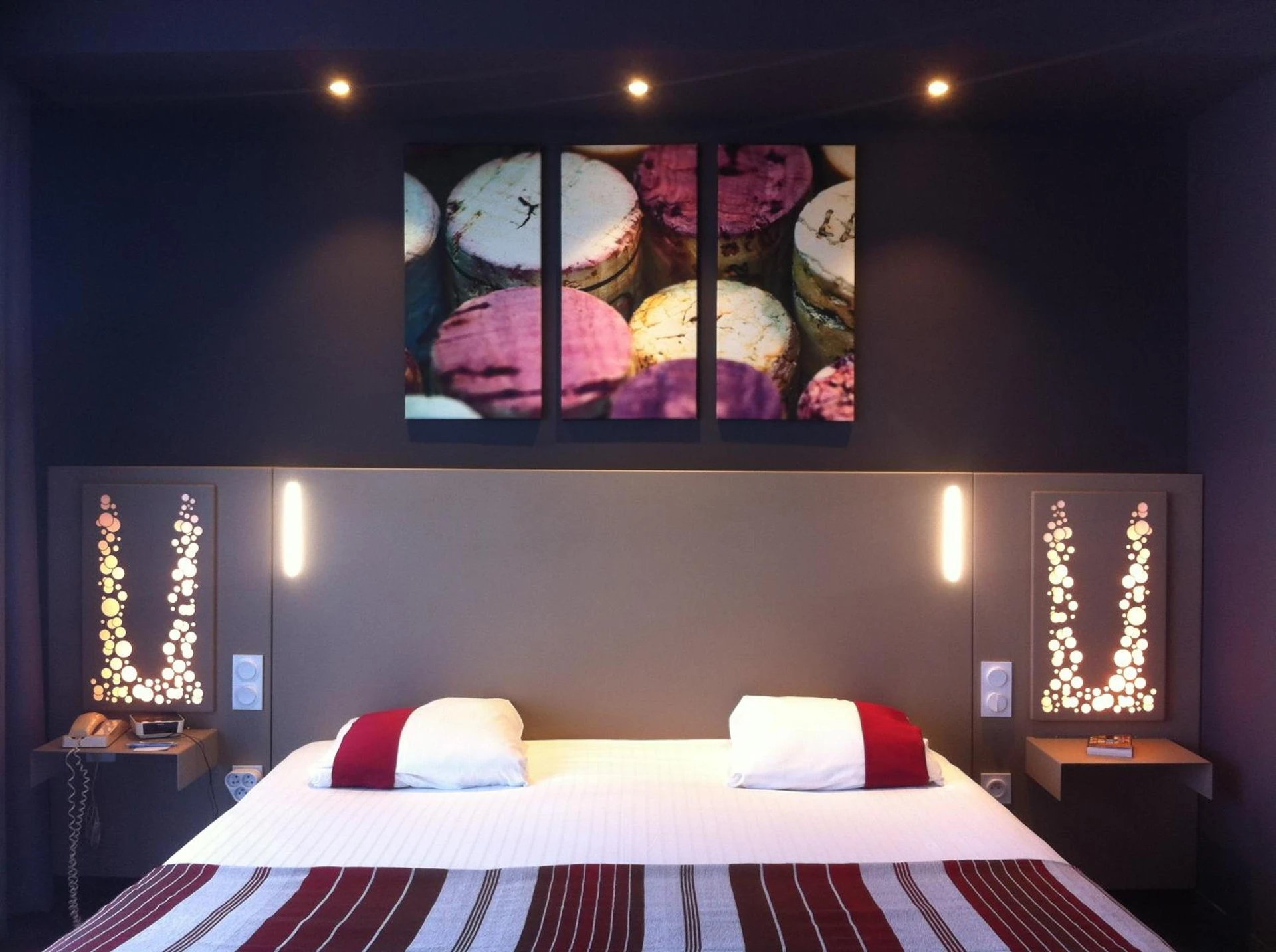 Magnifique chambre pour un séminaire d'entreprise à Golf Hotel Colvert - Room Service Disponible - Levernois