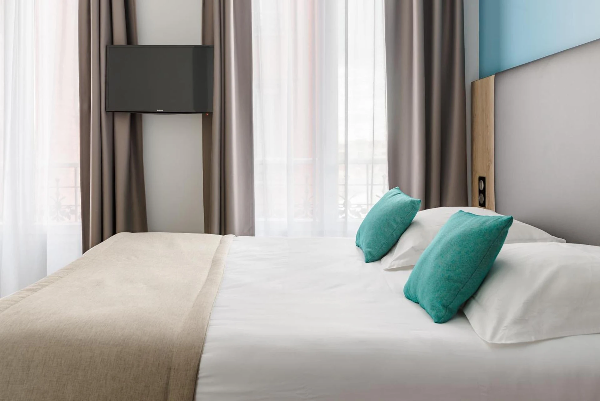 Chambre disponible pour un séminaire d'entreprise à Grand Hôtel Clichy Paris - Clichy