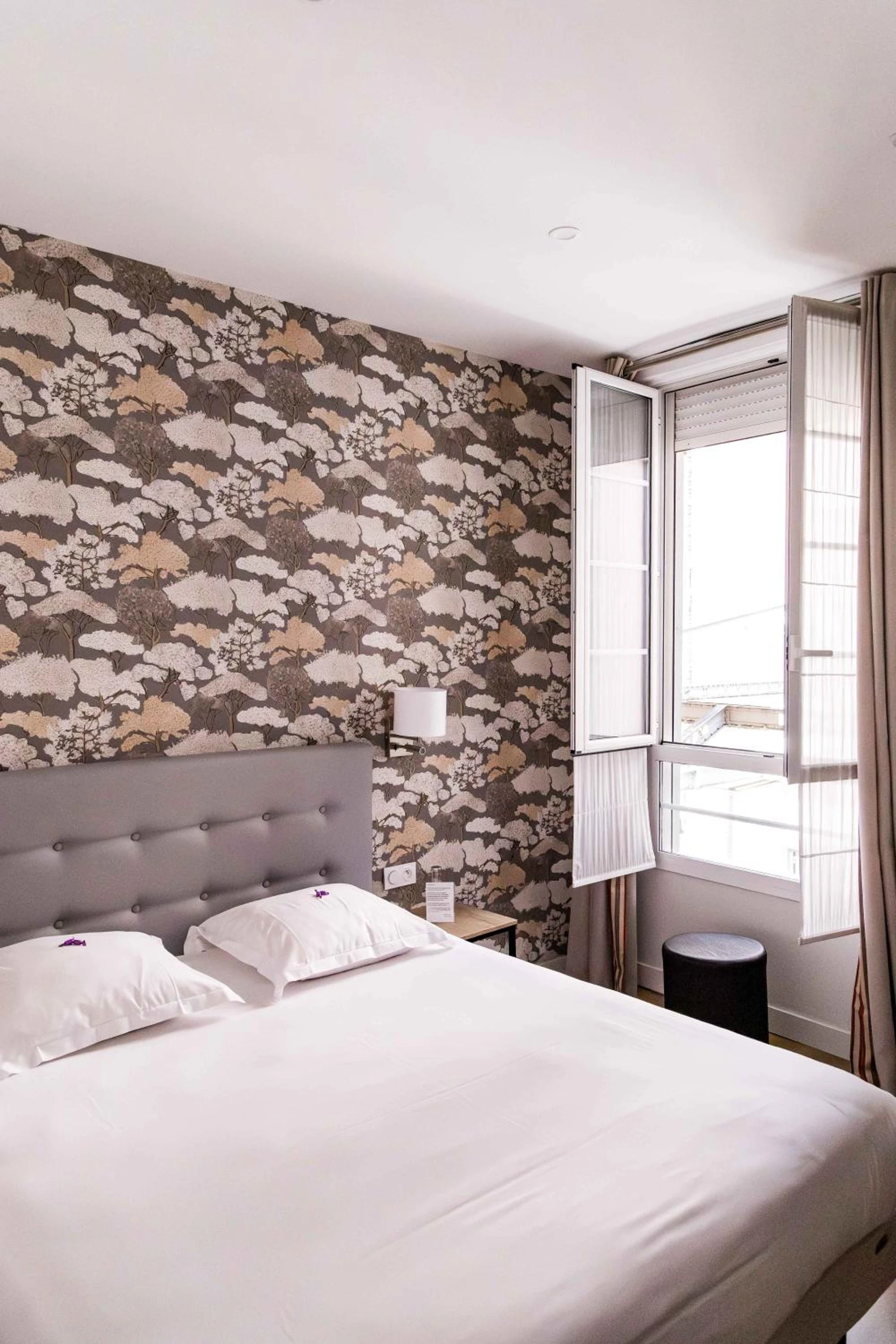 Chambre disponible pour un séminaire d'entreprise à Grand Hôtel d'Orléans - Toulouse