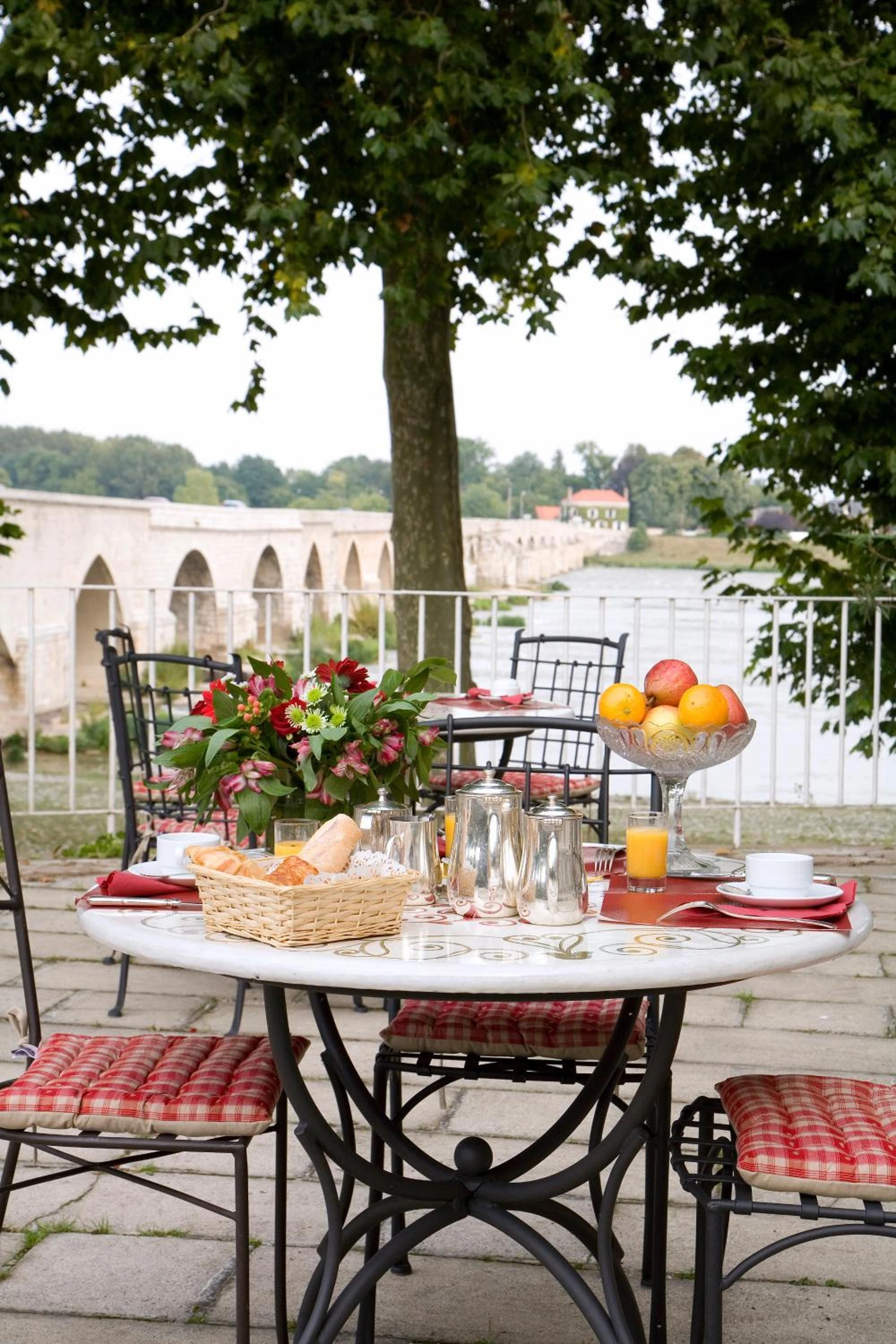 Organiser un séminaire d'entreprise : Grand Hôtel de l'Abbaye à beaugency
