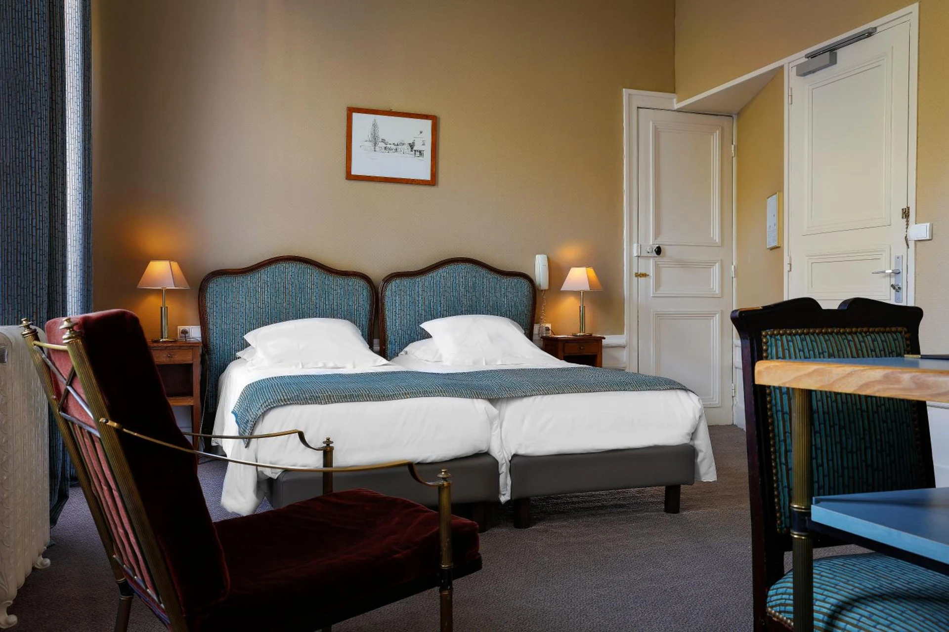 Chambre disponible pour un séminaire d'entreprise à Grand Hotel de L'Univers - Amiens